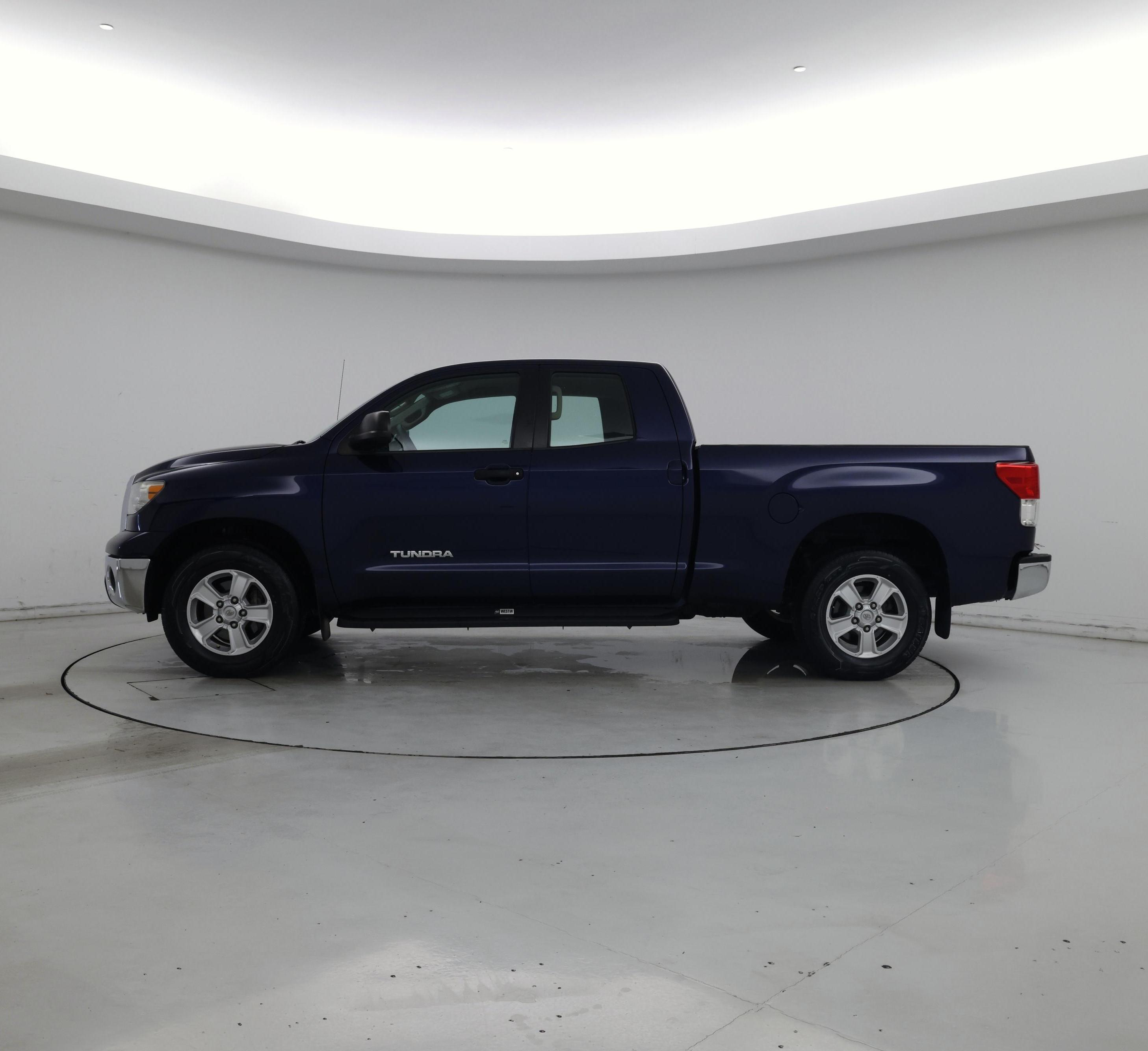 Thumbnail: 2013 Toyota Tundra - 3