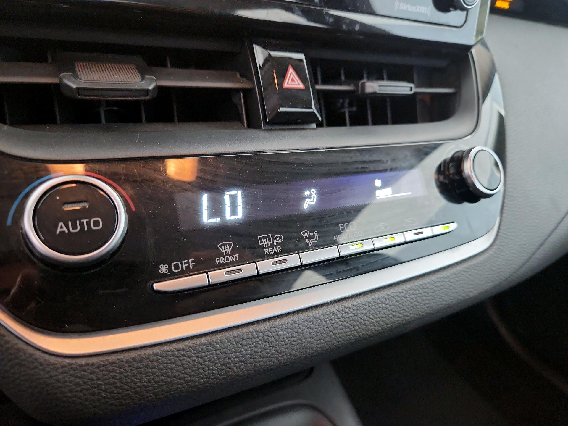 Thumbnail: 2021 Toyota Corolla - 16