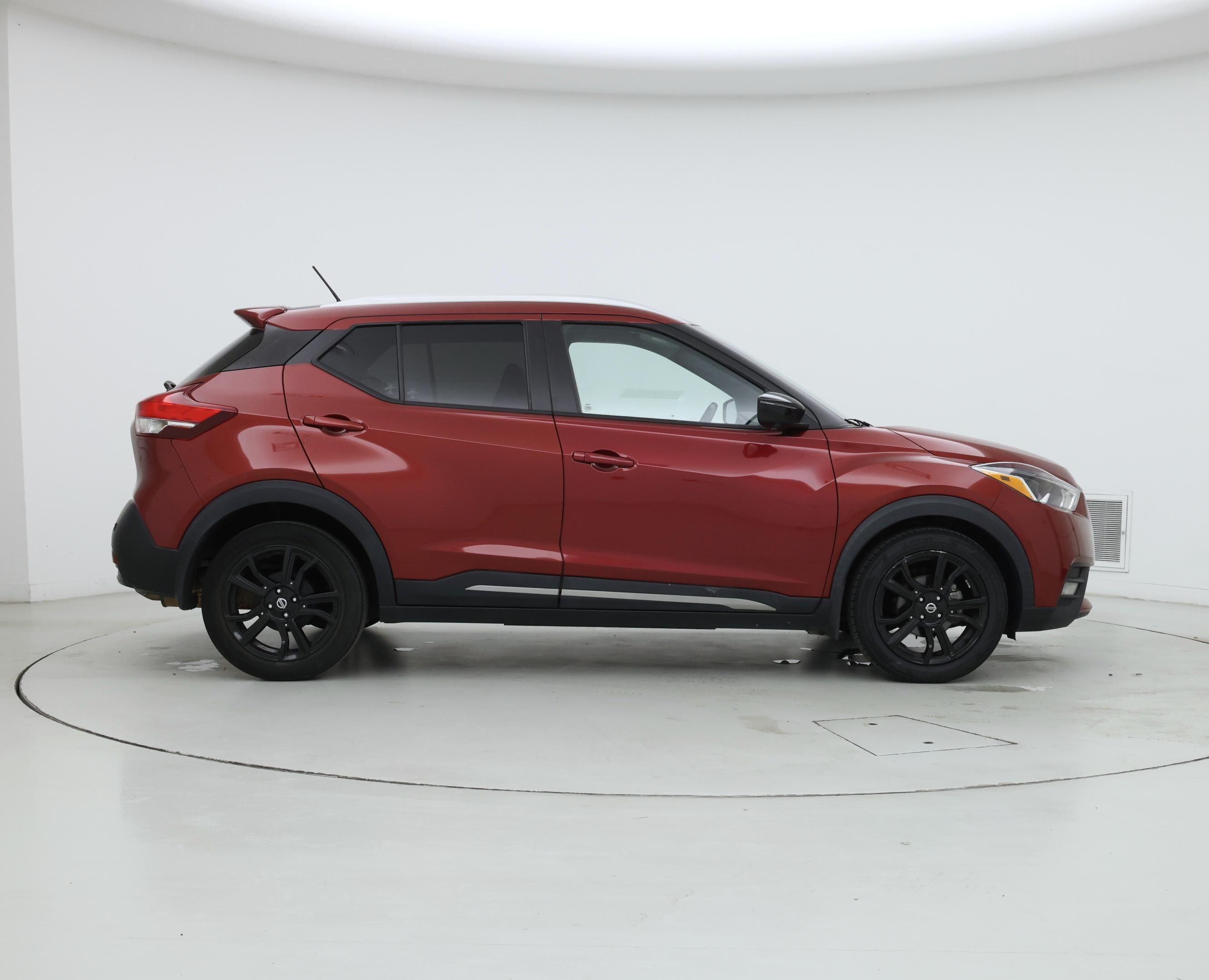 Thumbnail: 2020 Nissan Kicks - 7