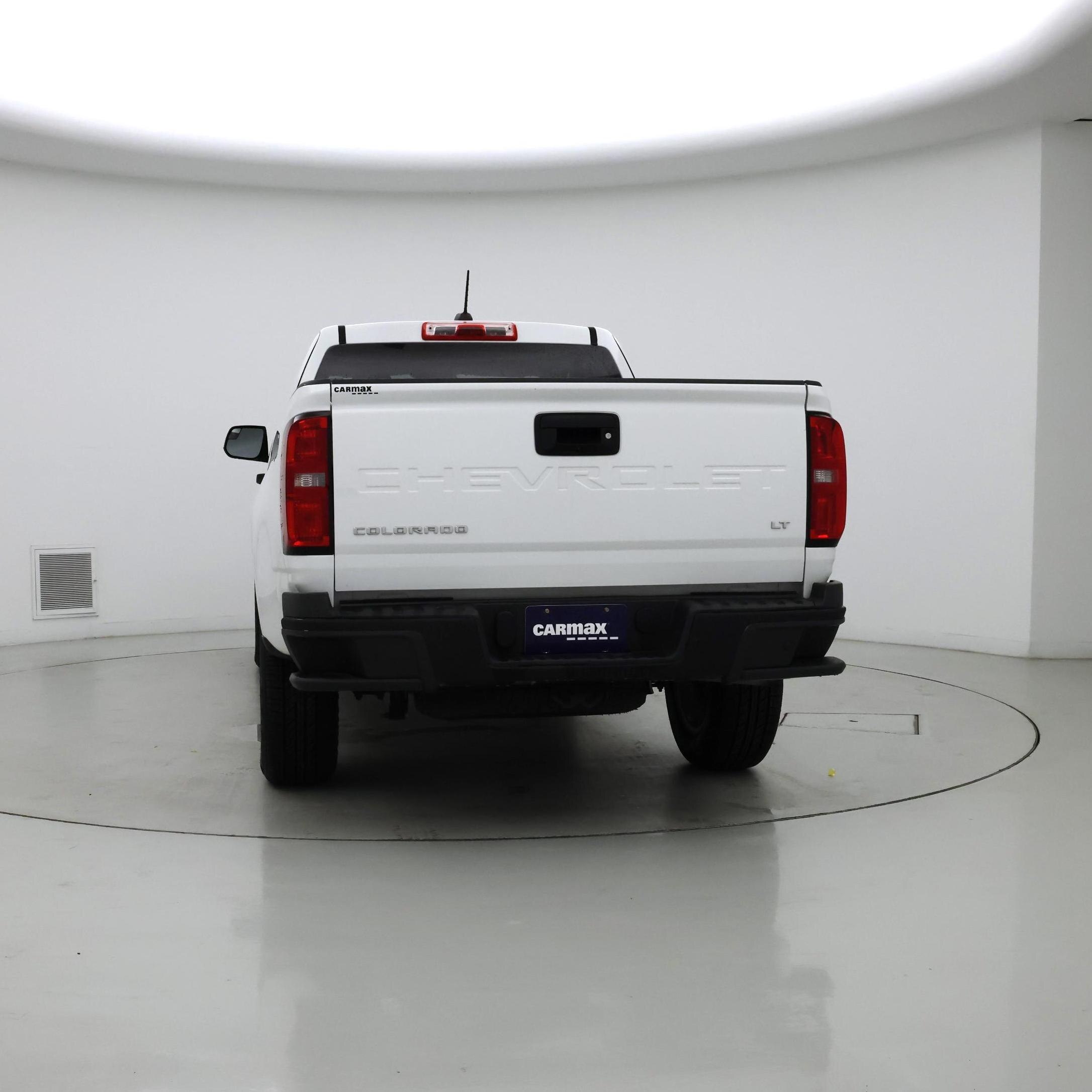 Thumbnail: 2022 Chevrolet Colorado - 6