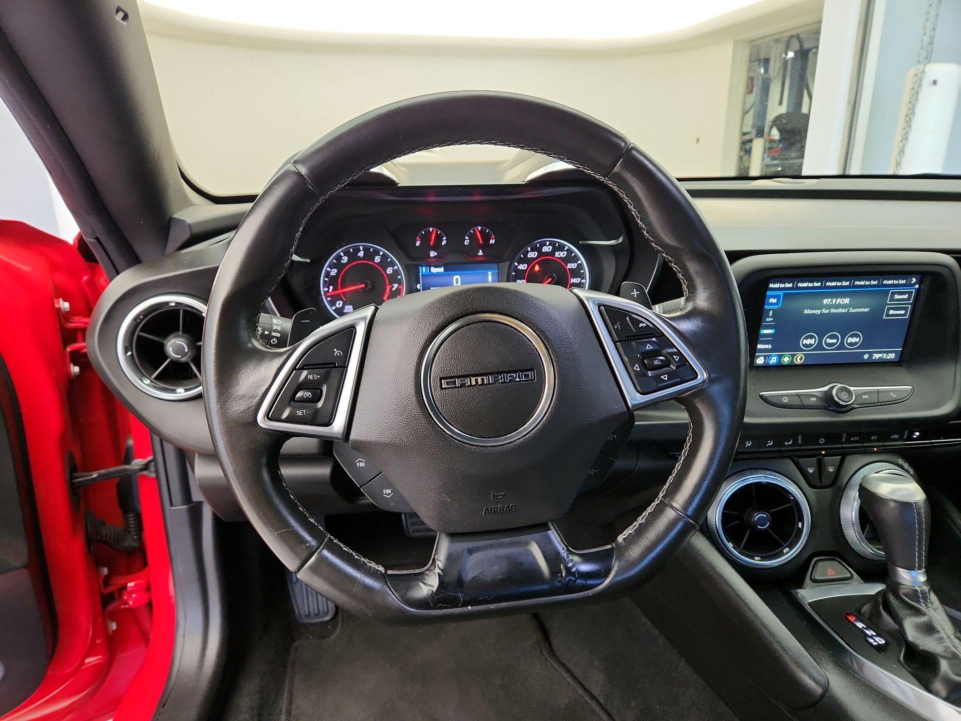 Thumbnail: 2019 Chevrolet Camaro - 10