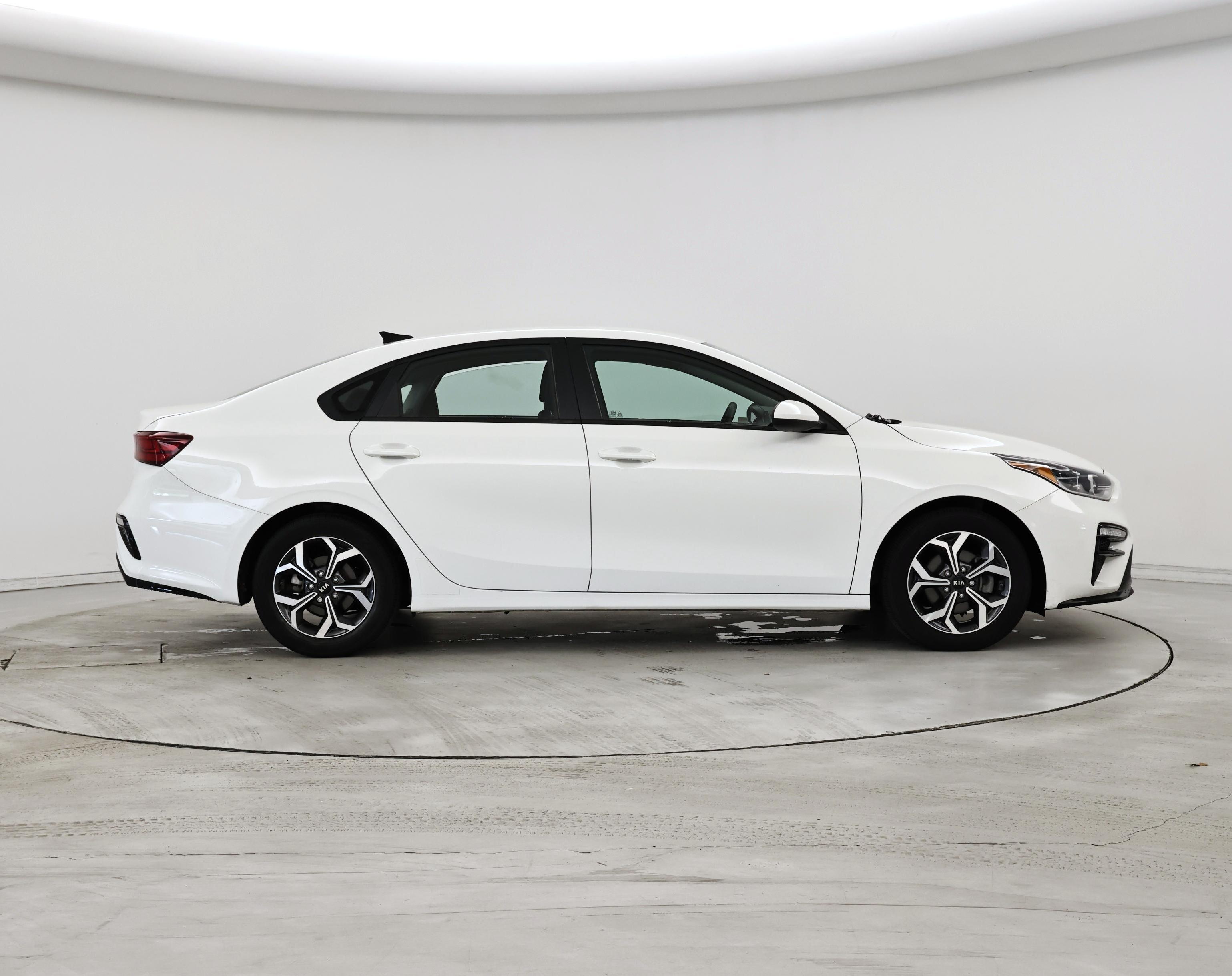 Thumbnail: 2020 Kia Forte - 7