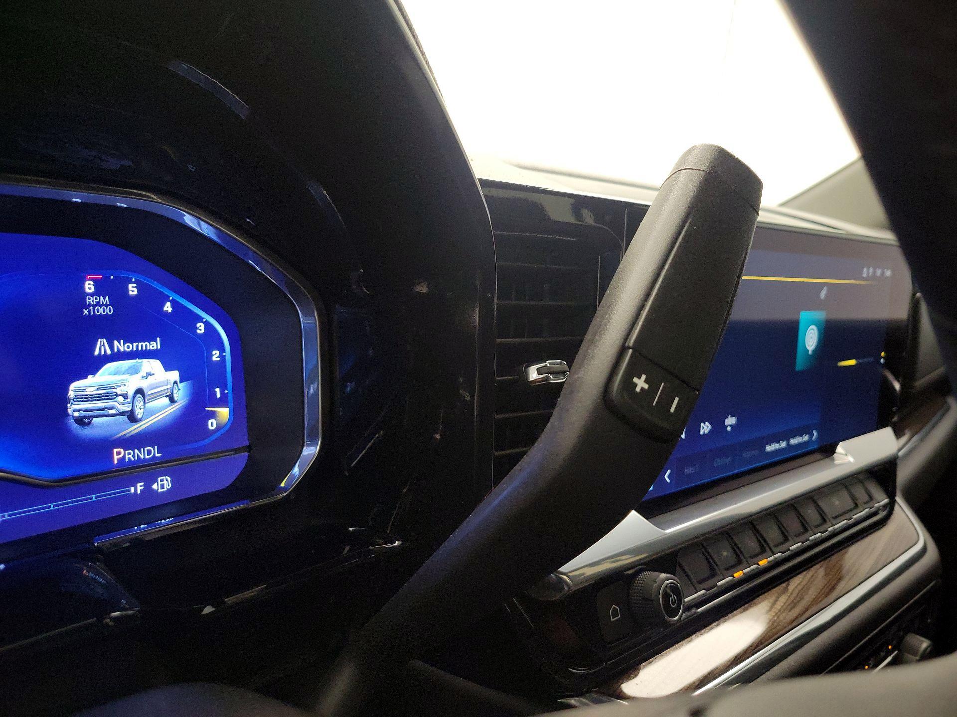 Thumbnail: 2023 Chevrolet Silverado 1500 - 17