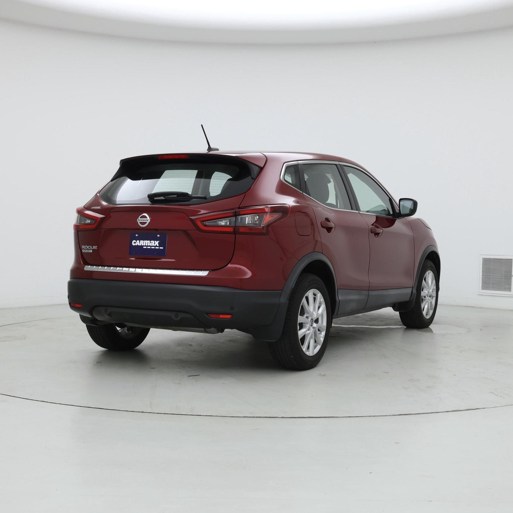 Thumbnail: 2020 Nissan Rogue Sport - 8