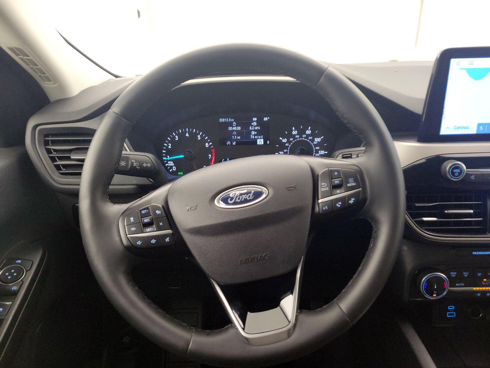 Thumbnail: 2022 Ford Escape - 10