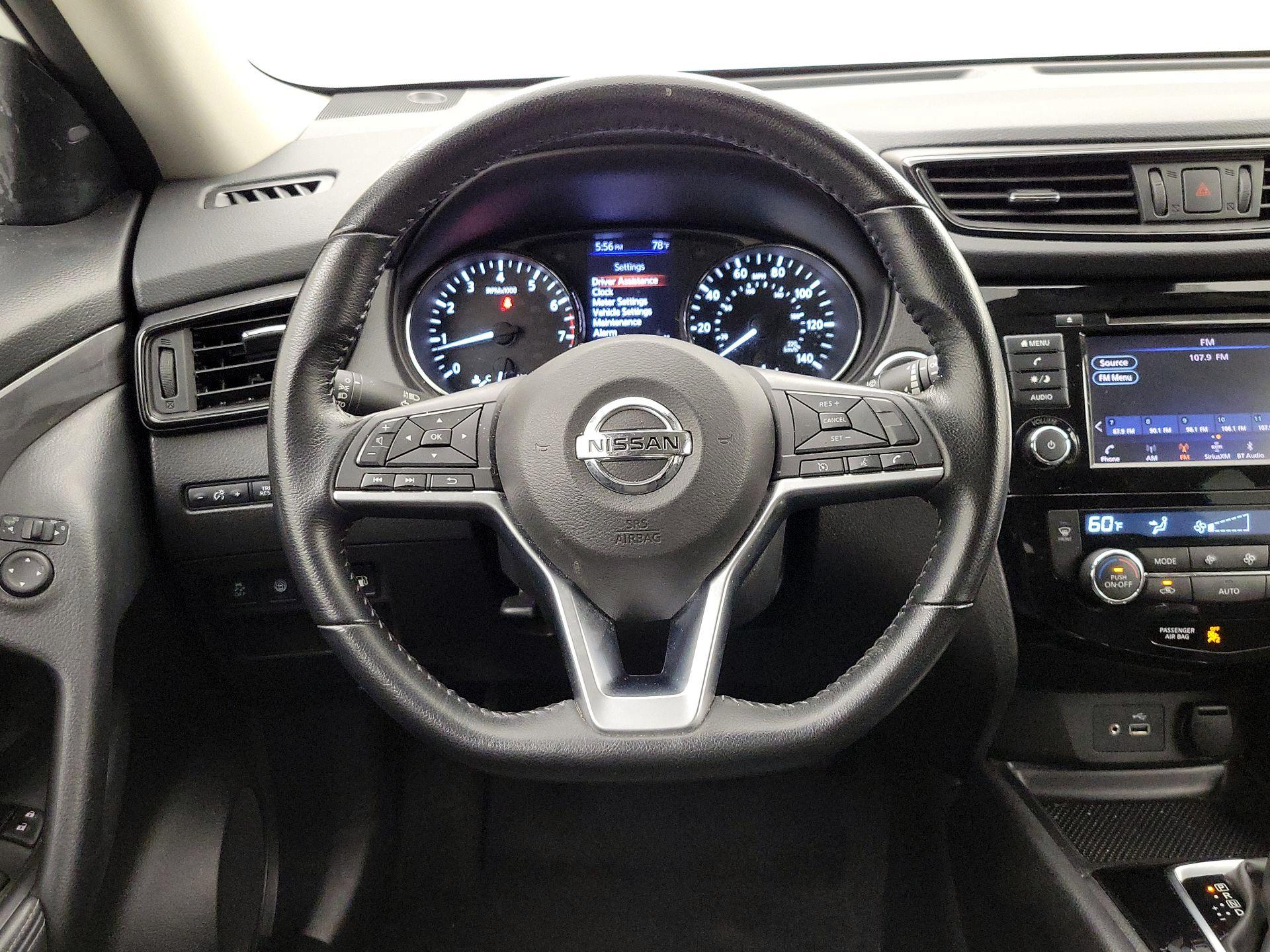 Thumbnail: 2020 Nissan Rogue - 10