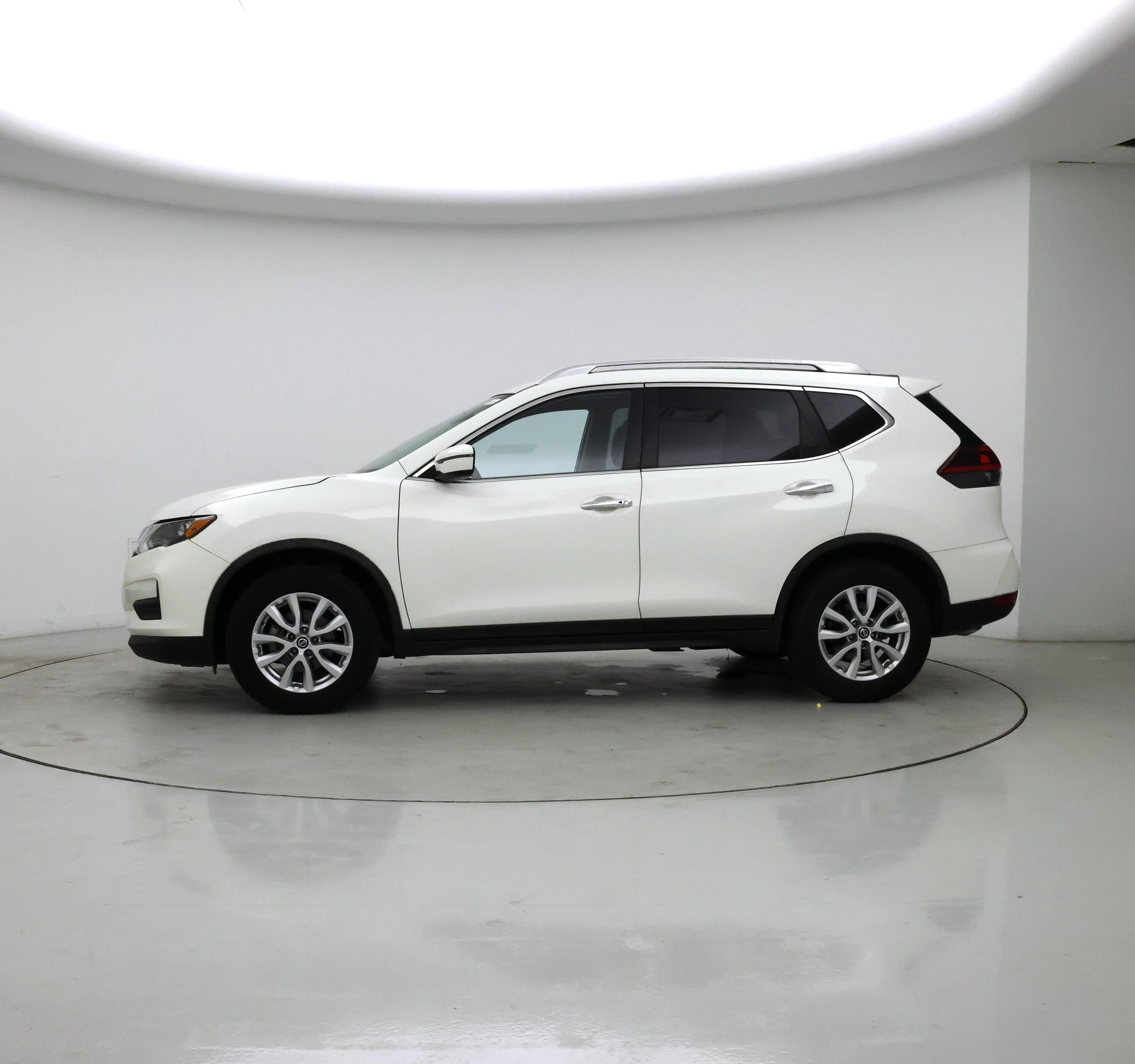Thumbnail: 2020 Nissan Rogue - 3
