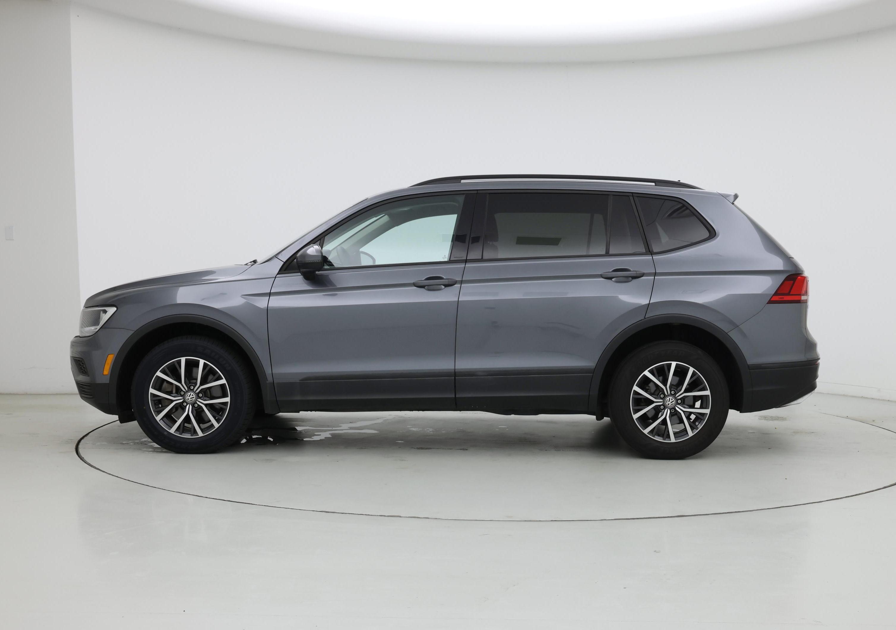 Thumbnail: 2021 Volkswagen Tiguan - 3