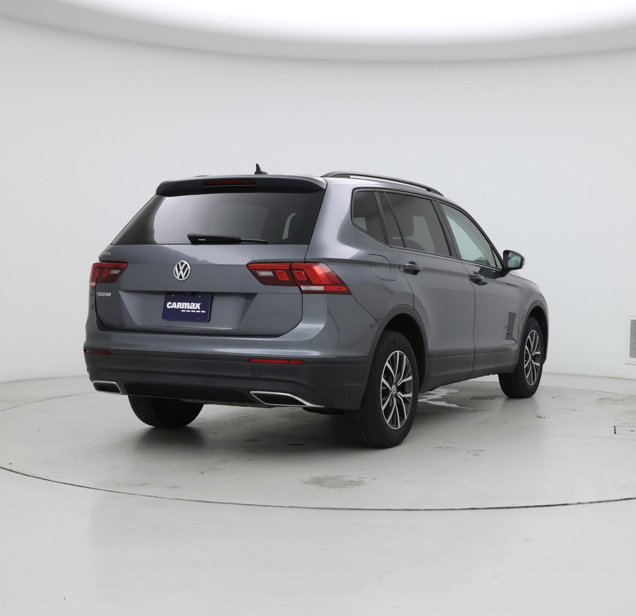 Thumbnail: 2021 Volkswagen Tiguan - 8
