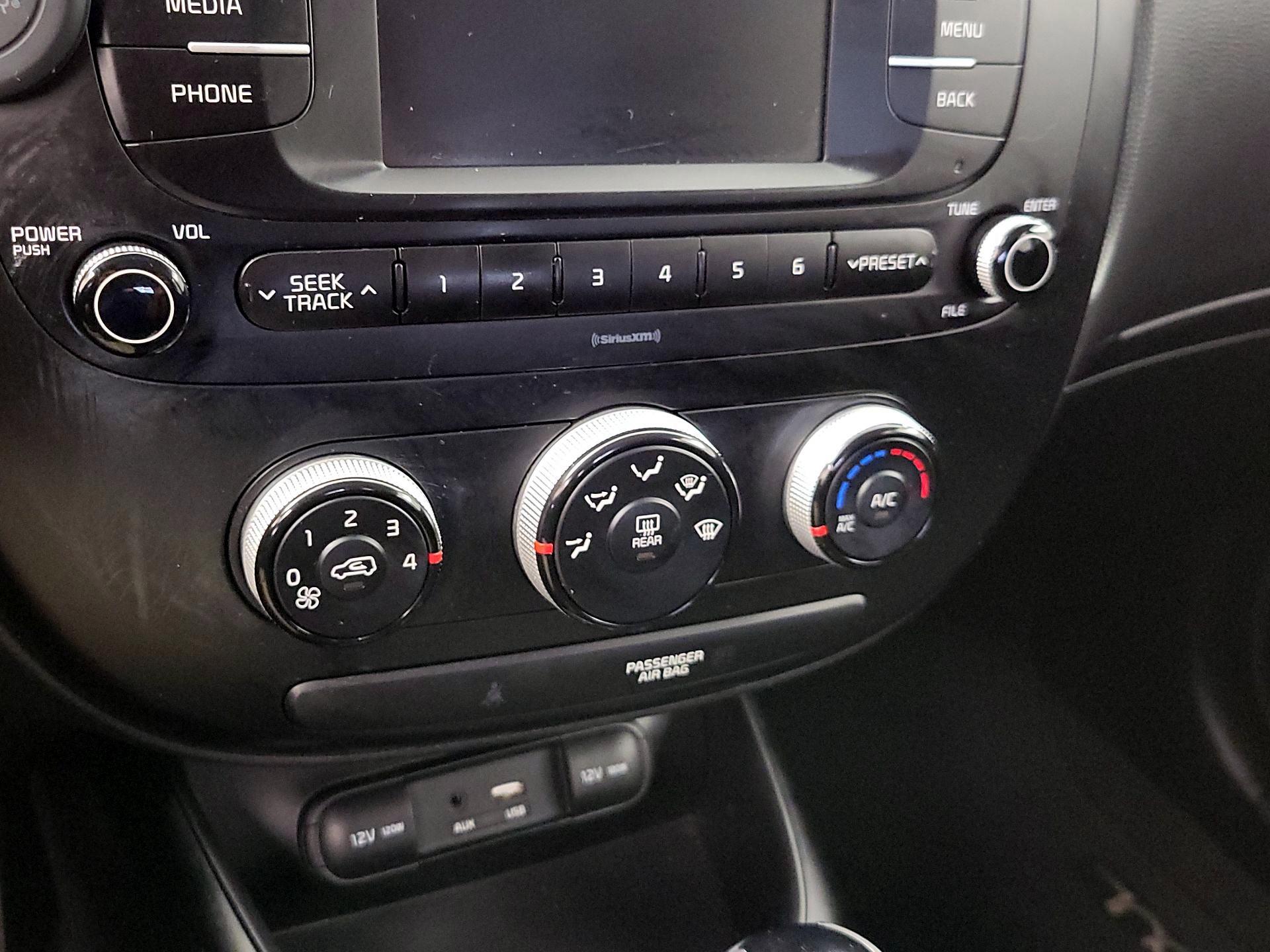 Thumbnail: 2018 Kia Soul - 15