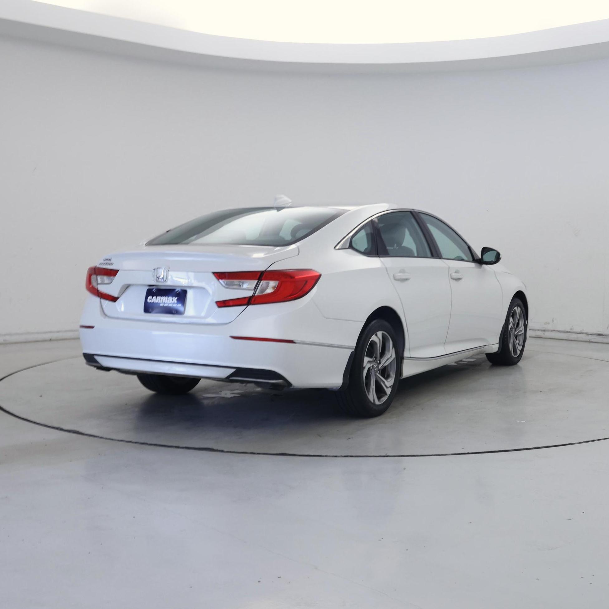 Thumbnail: 2019 Honda Accord - 8