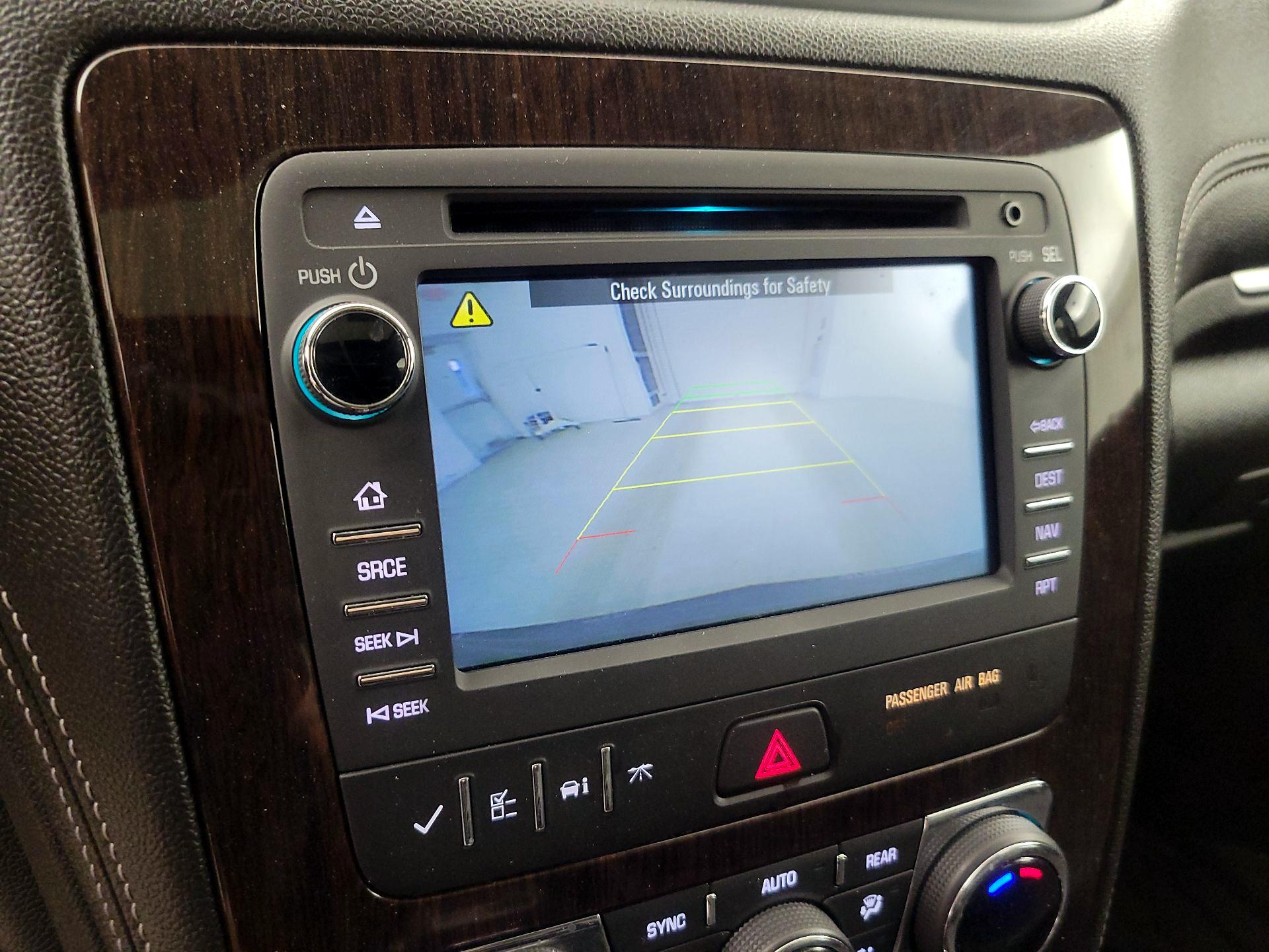 Thumbnail: 2015 Chevrolet Traverse - 15