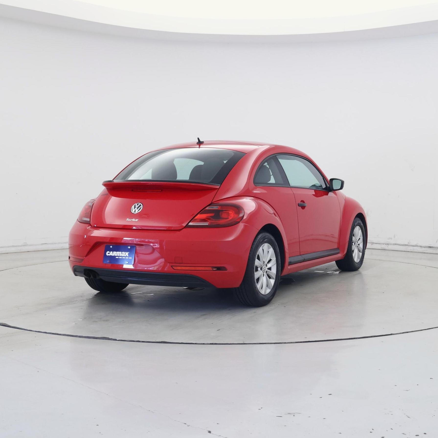 Thumbnail: 2018 Volkswagen Beetle - 8