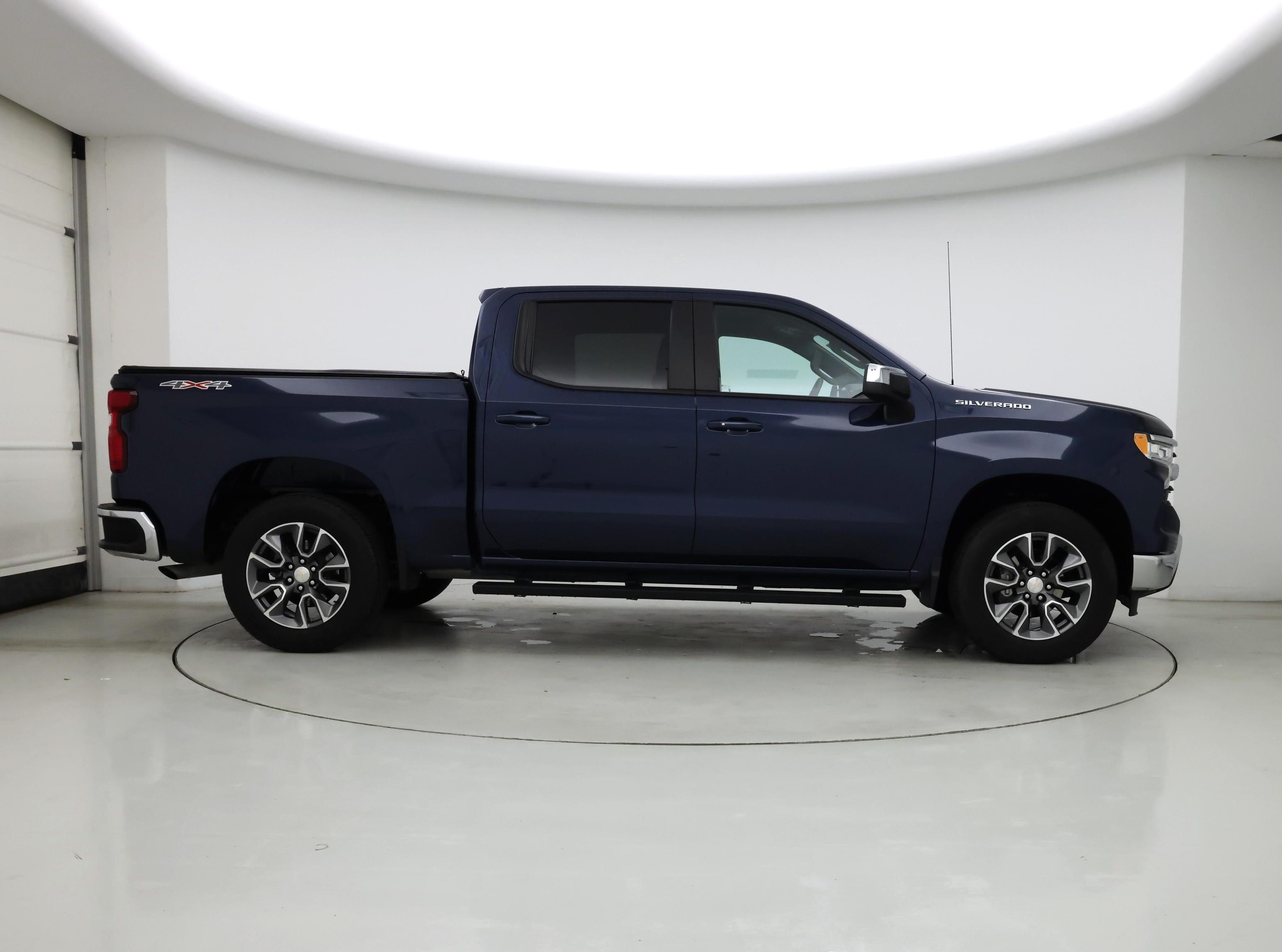 Thumbnail: 2023 Chevrolet Silverado 1500 - 7