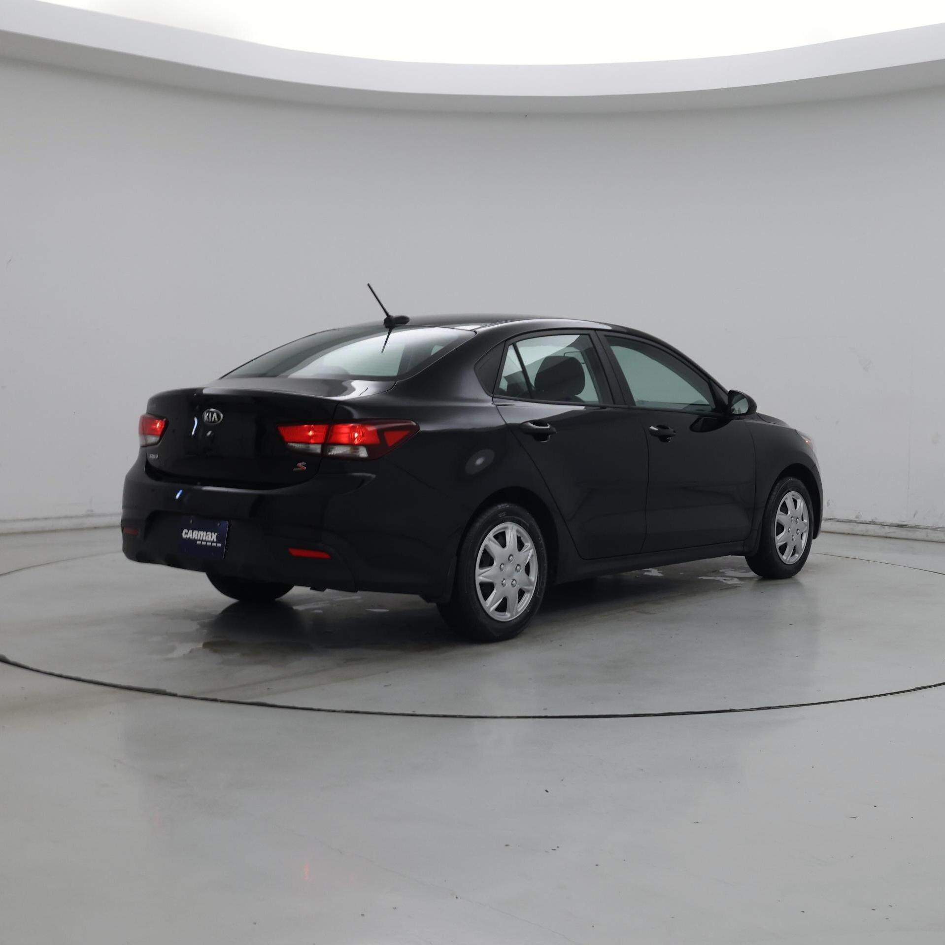 Thumbnail: 2020 Kia Rio - 8