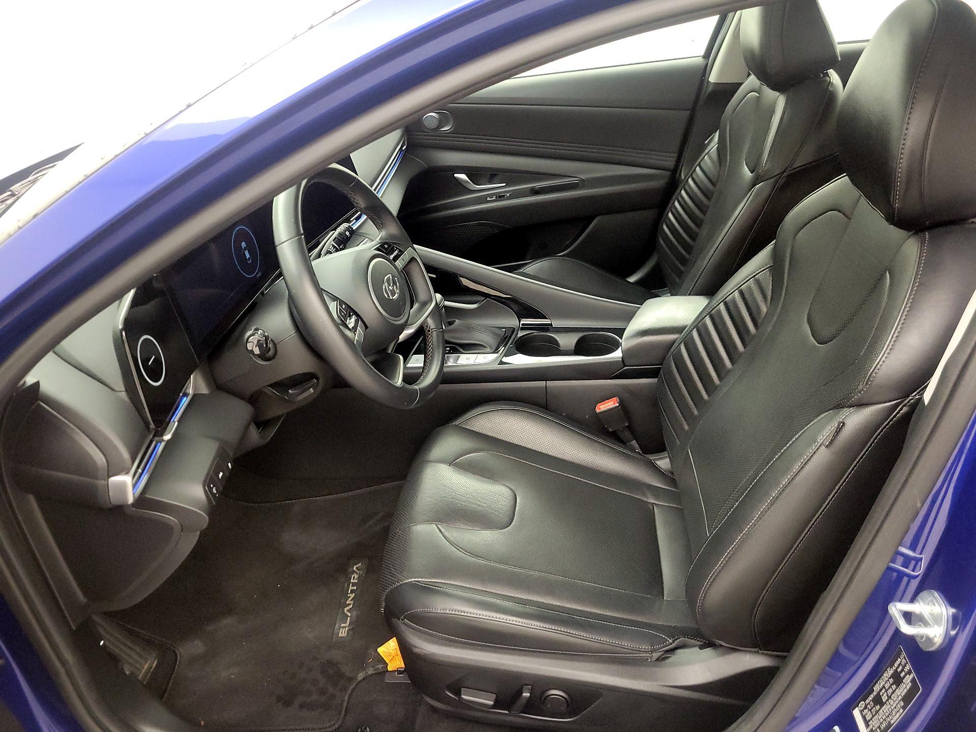 Thumbnail: 2023 Hyundai Elantra - 11