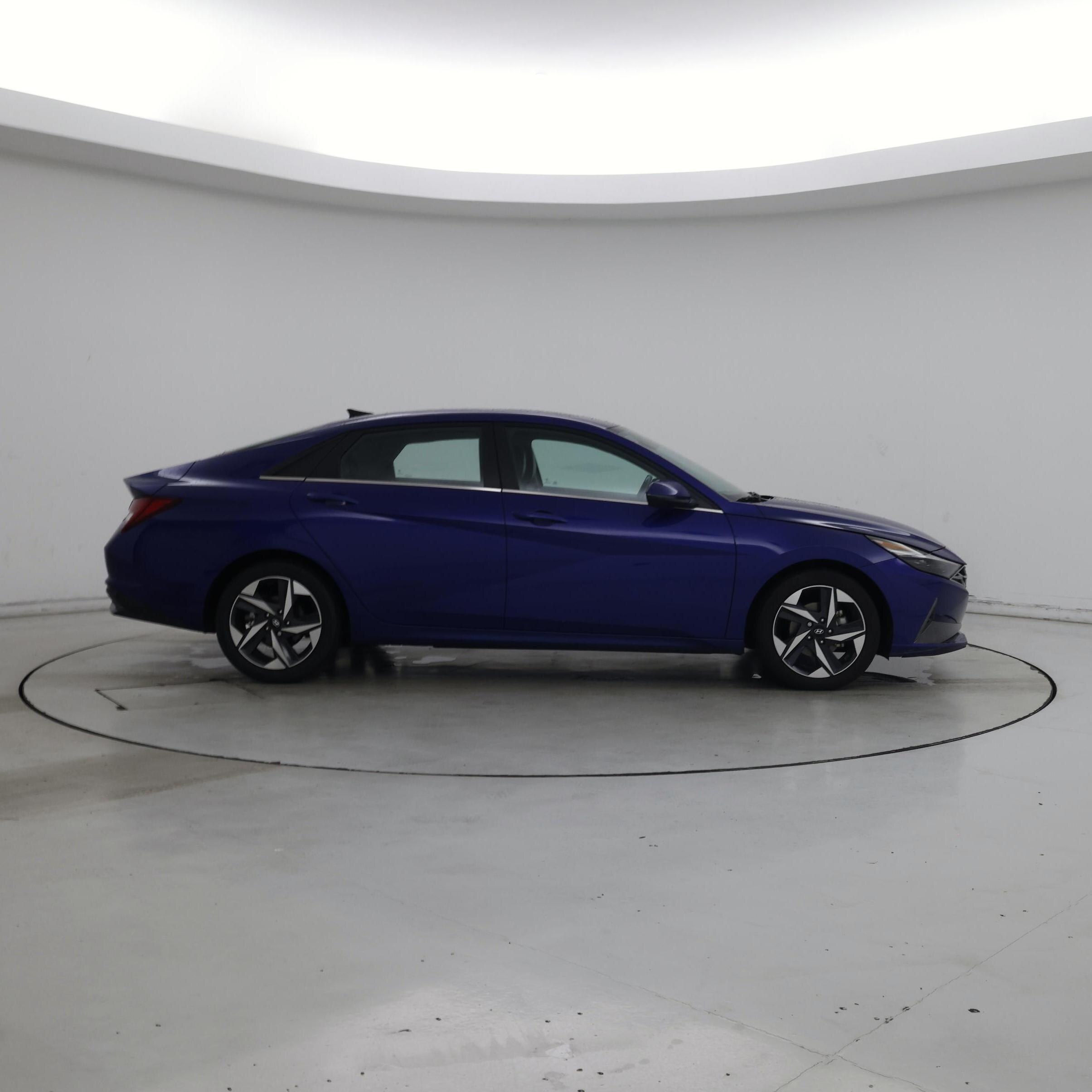 Thumbnail: 2023 Hyundai Elantra - 7