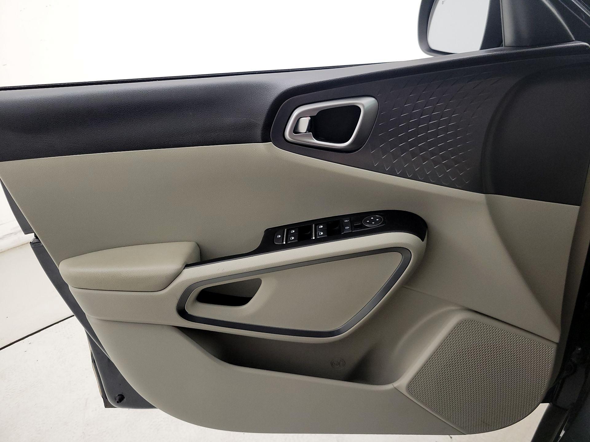 Thumbnail: 2021 Kia Soul - 12