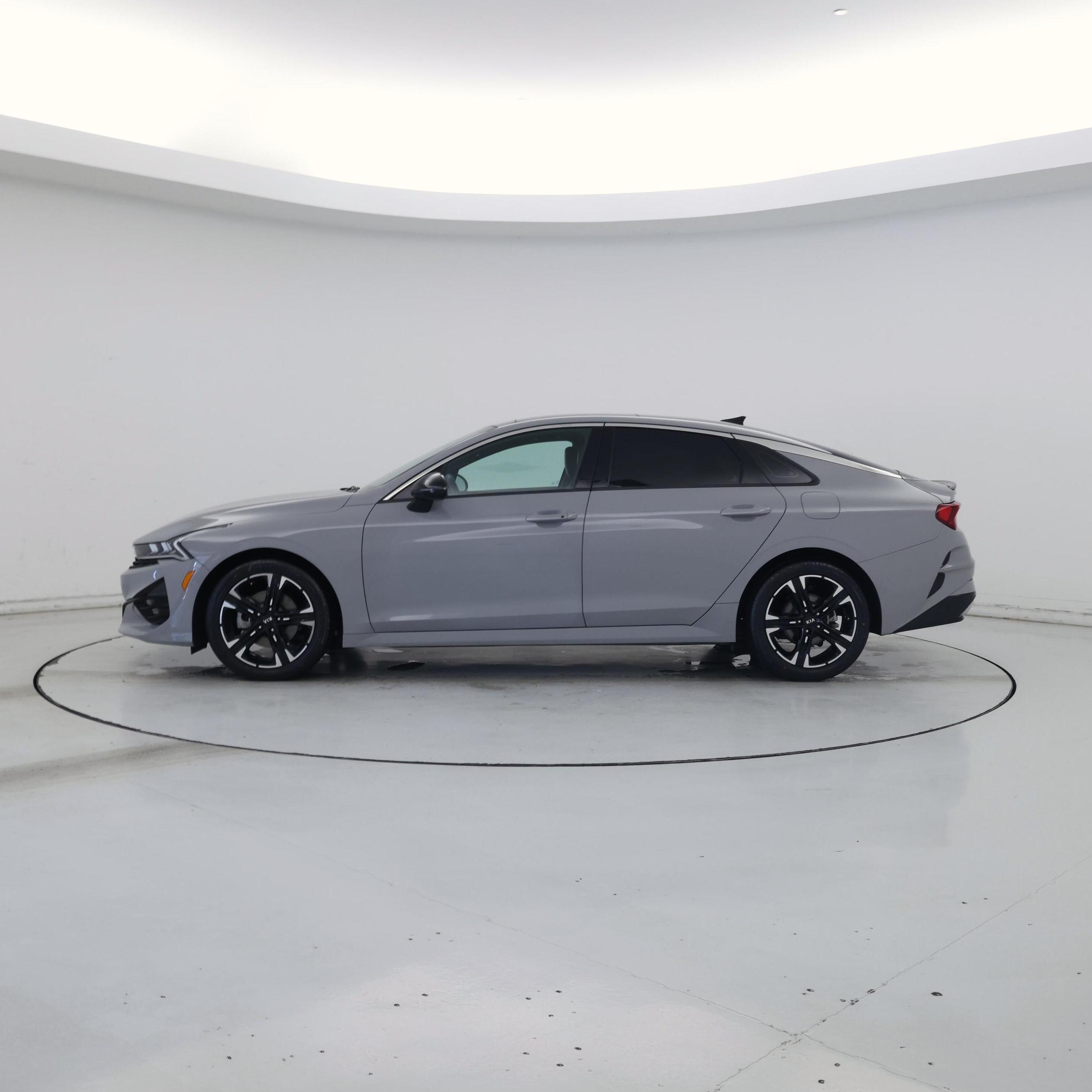 Thumbnail: 2021 Kia K5 - 3