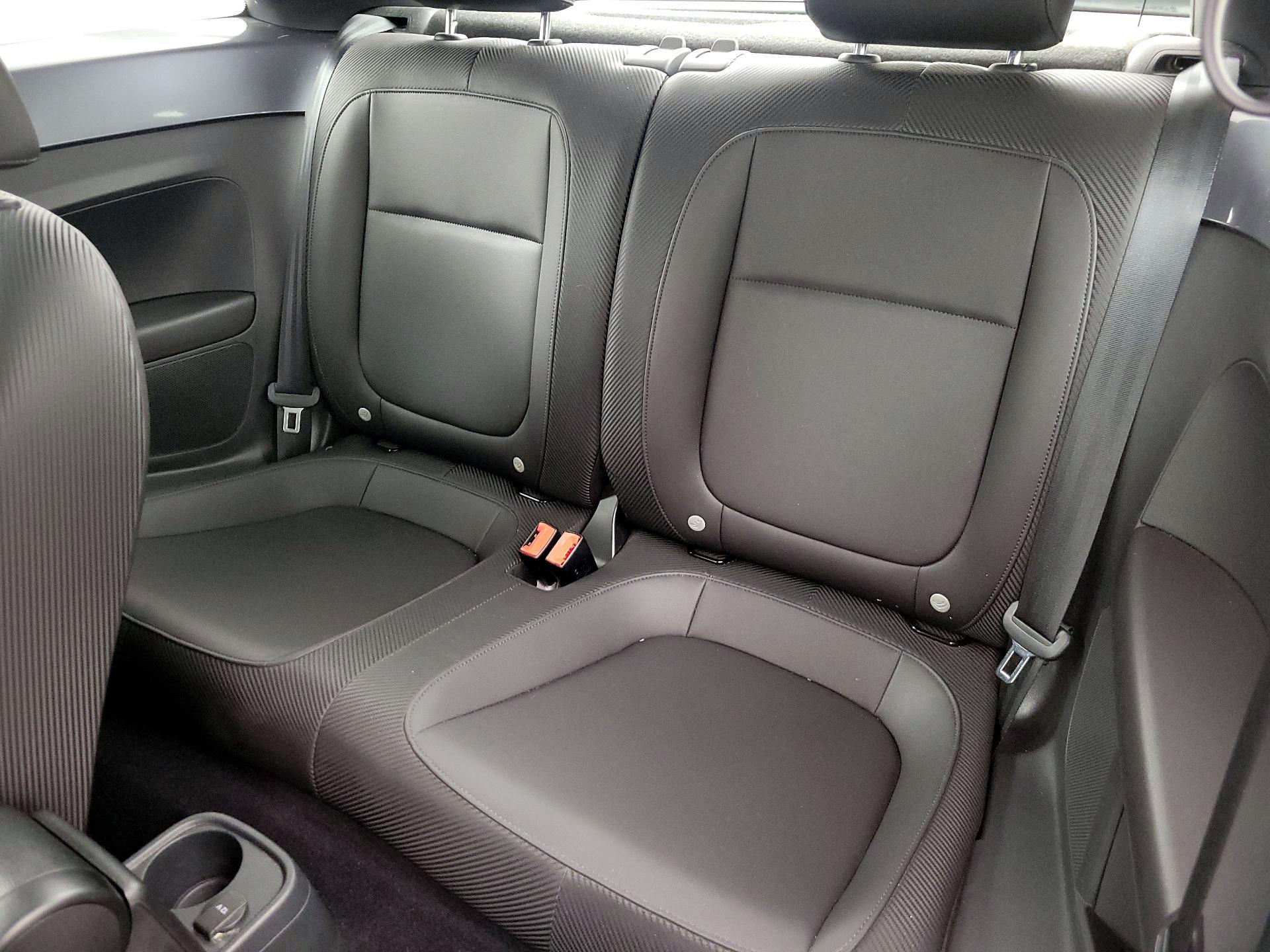 Thumbnail: 2014 Volkswagen Beetle - 18