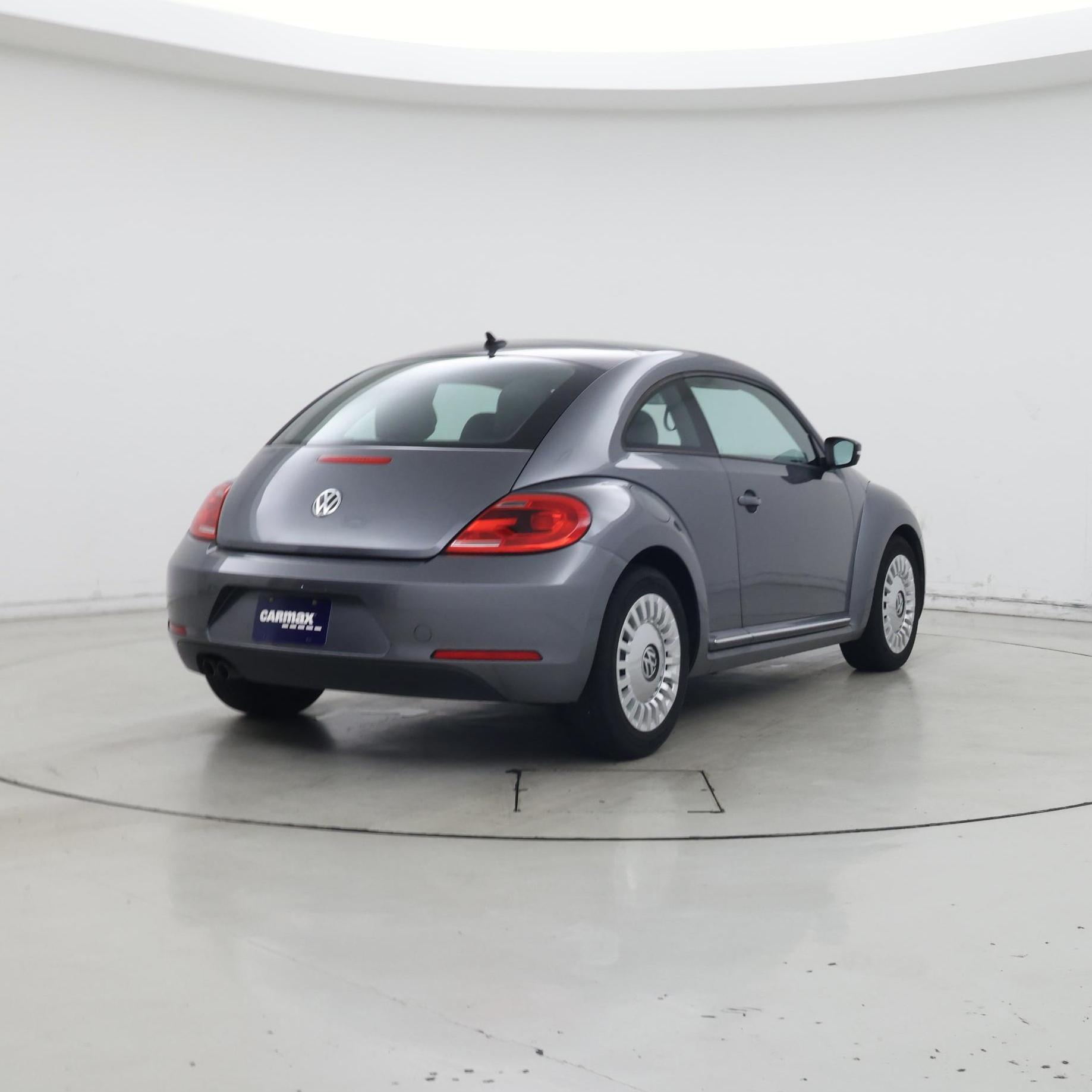 Thumbnail: 2014 Volkswagen Beetle - 8