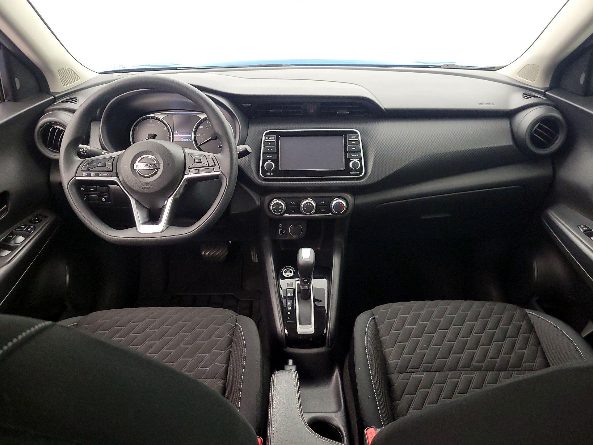 Thumbnail: 2021 Nissan Kicks - 9