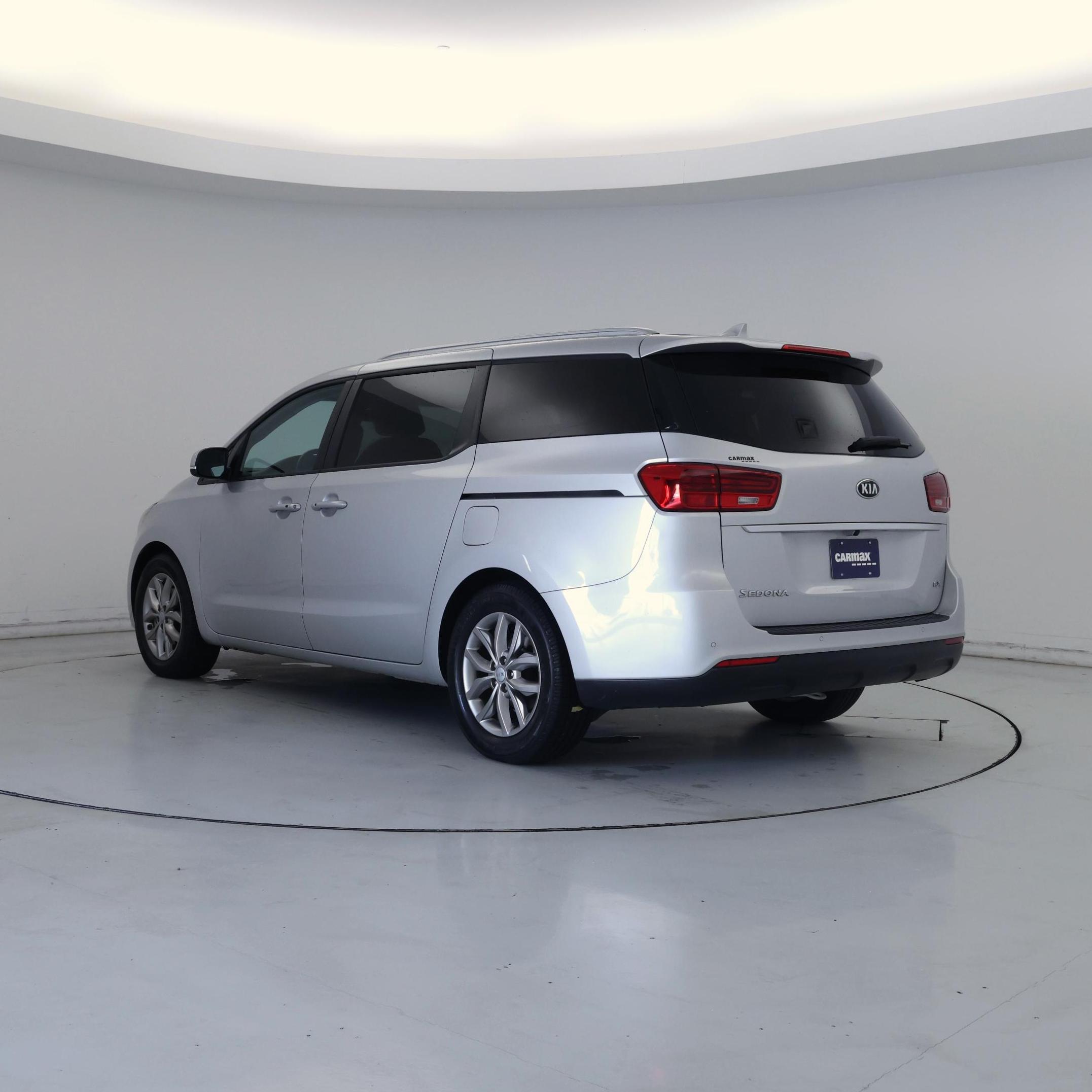 Thumbnail: 2020 Kia Sedona - 2