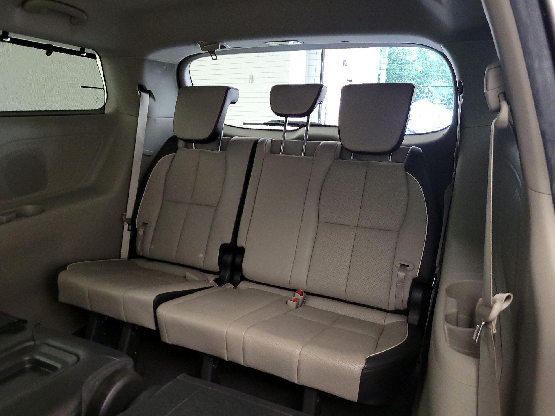 Thumbnail: 2020 Kia Sedona - 20