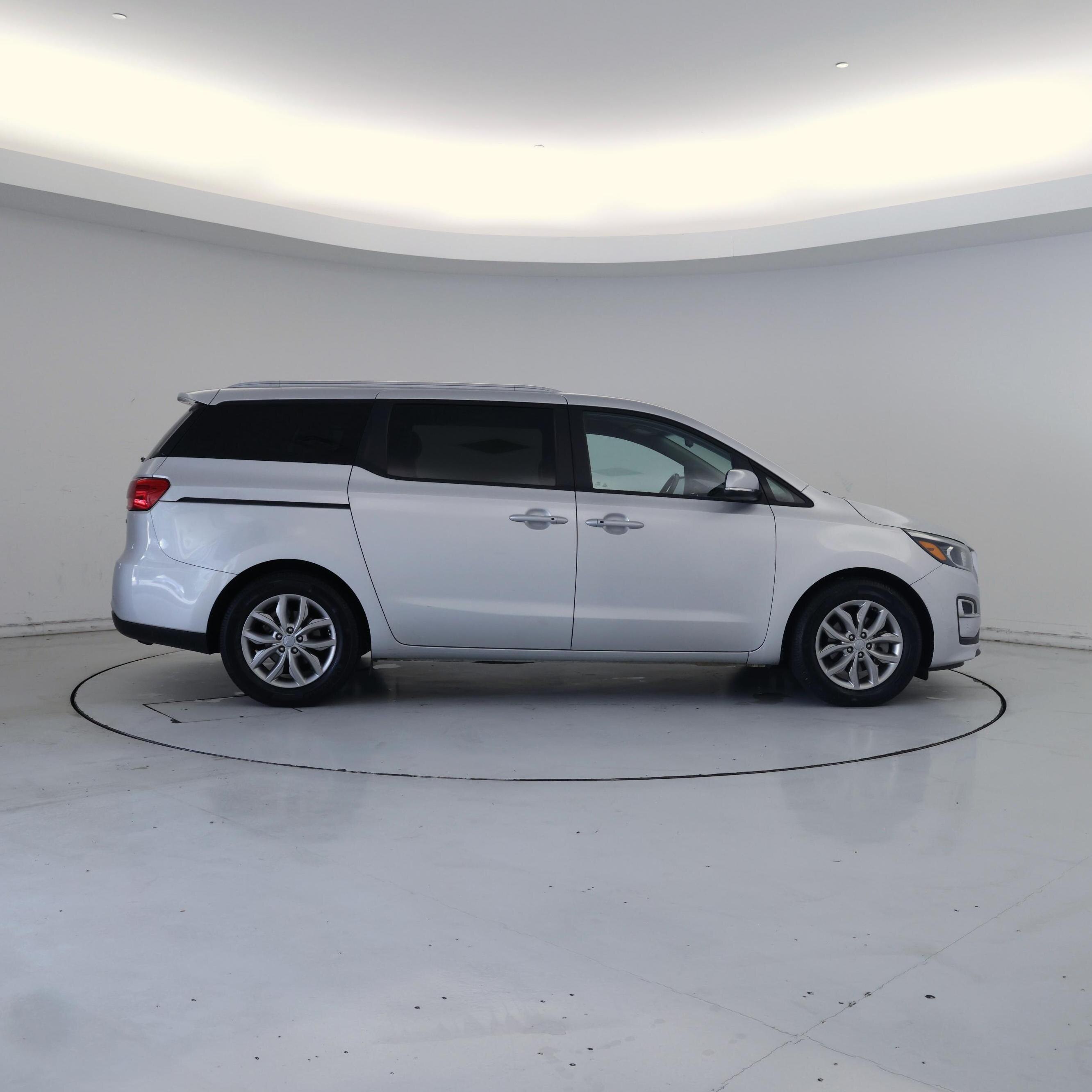 Thumbnail: 2020 Kia Sedona - 7
