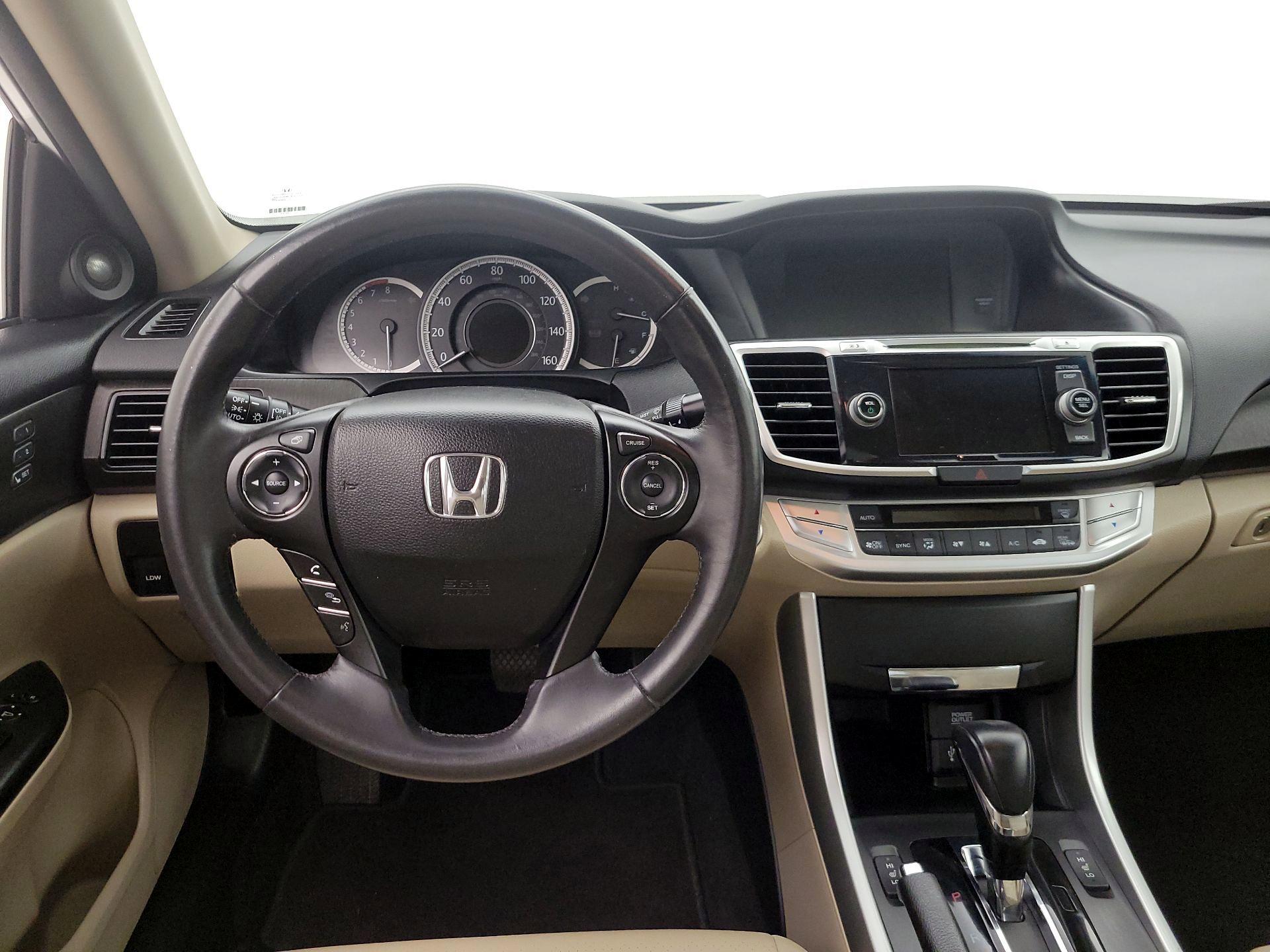 Thumbnail: 2013 Honda Accord - 10