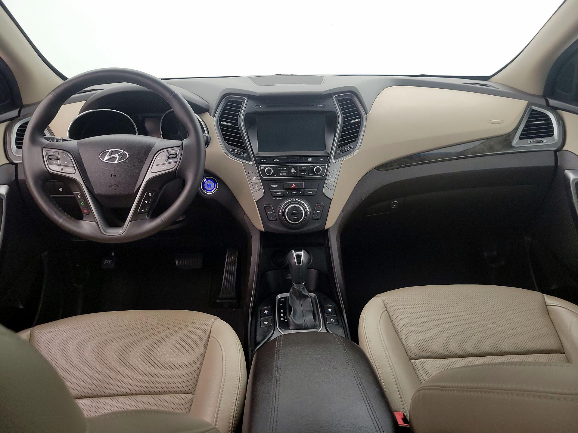 Thumbnail: 2017 Hyundai Santa Fe - 9