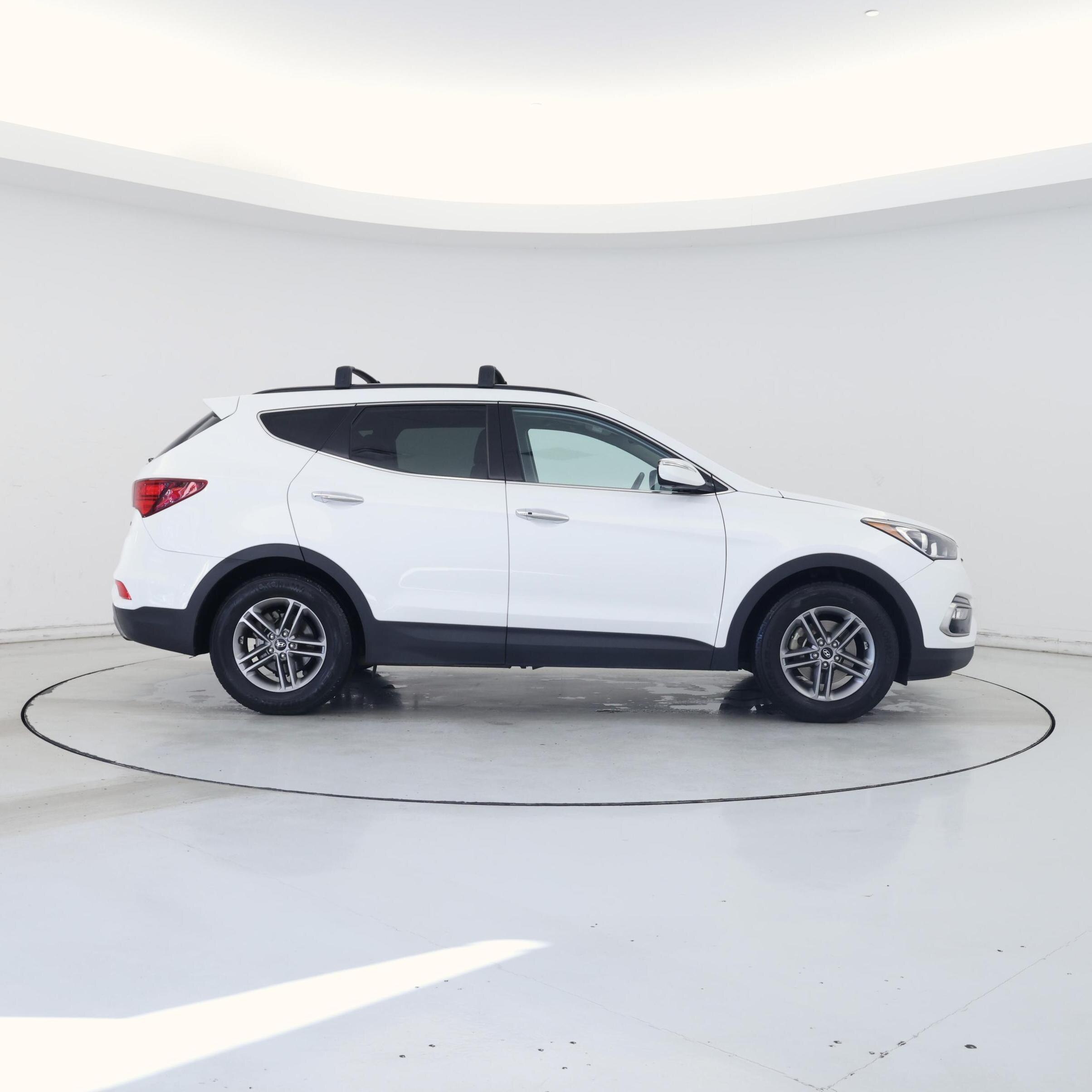 Thumbnail: 2017 Hyundai Santa Fe - 7