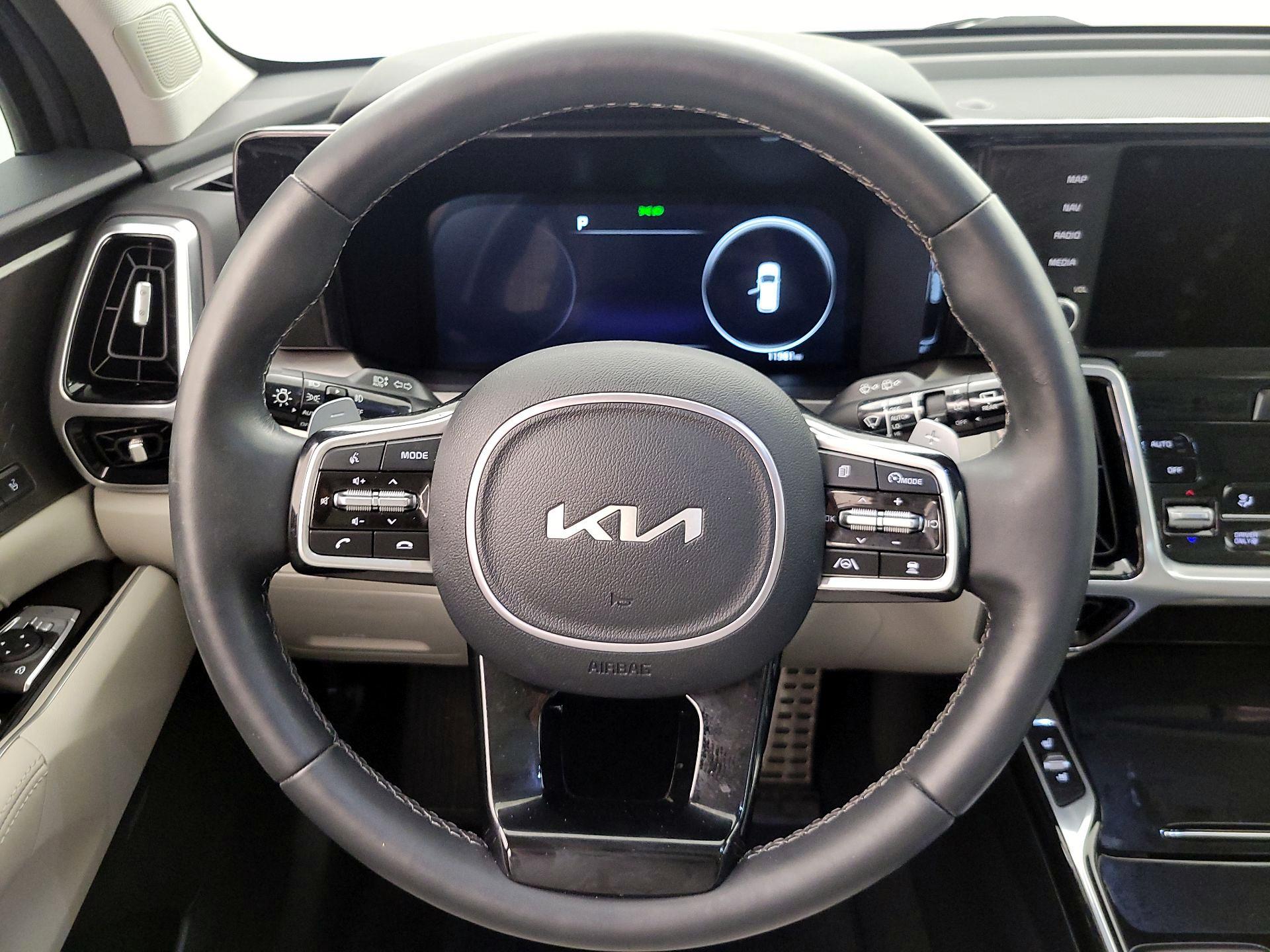 Thumbnail: 2024 Kia Sorento - 10