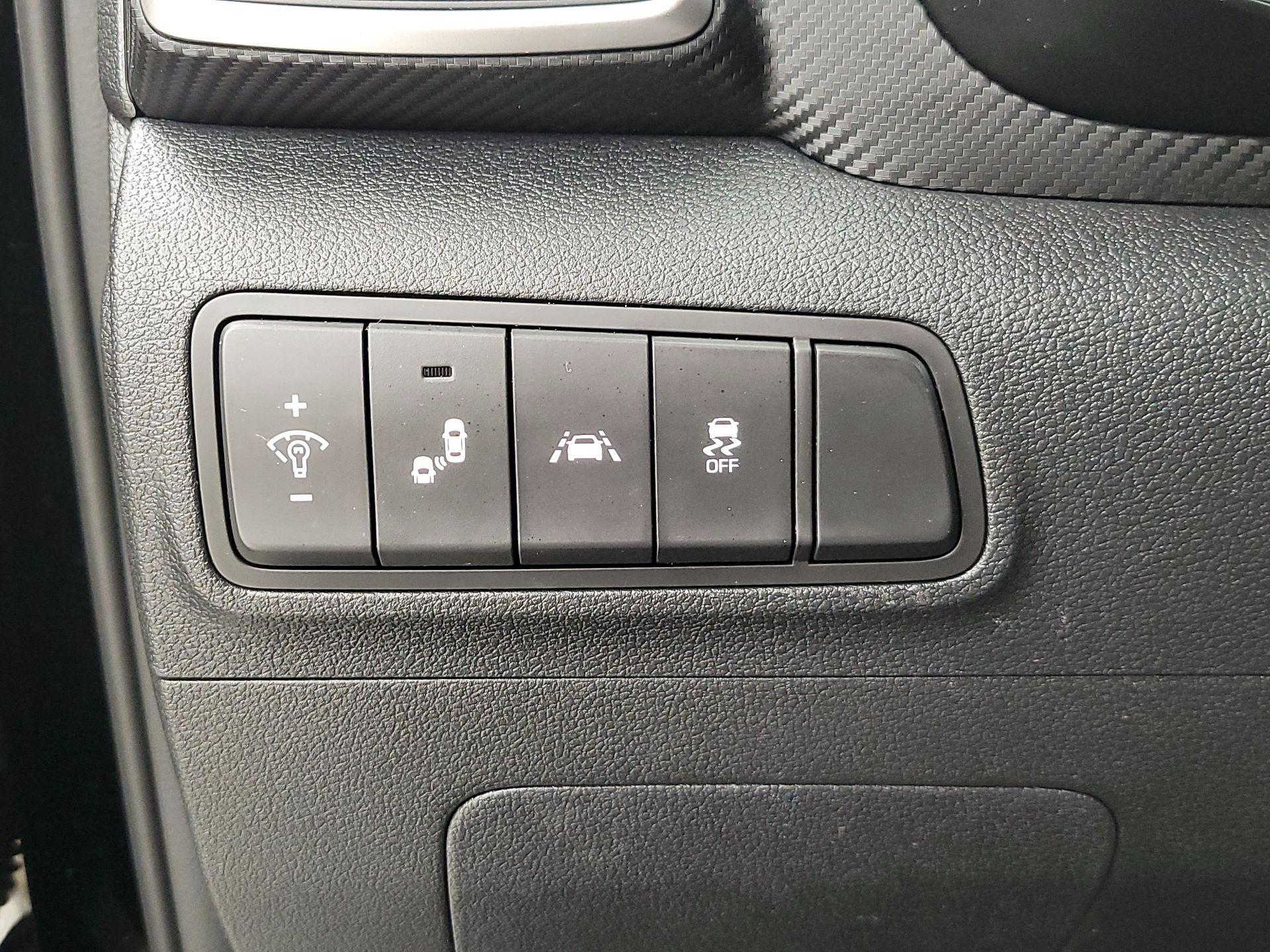 Thumbnail: 2019 Hyundai Tucson - 13