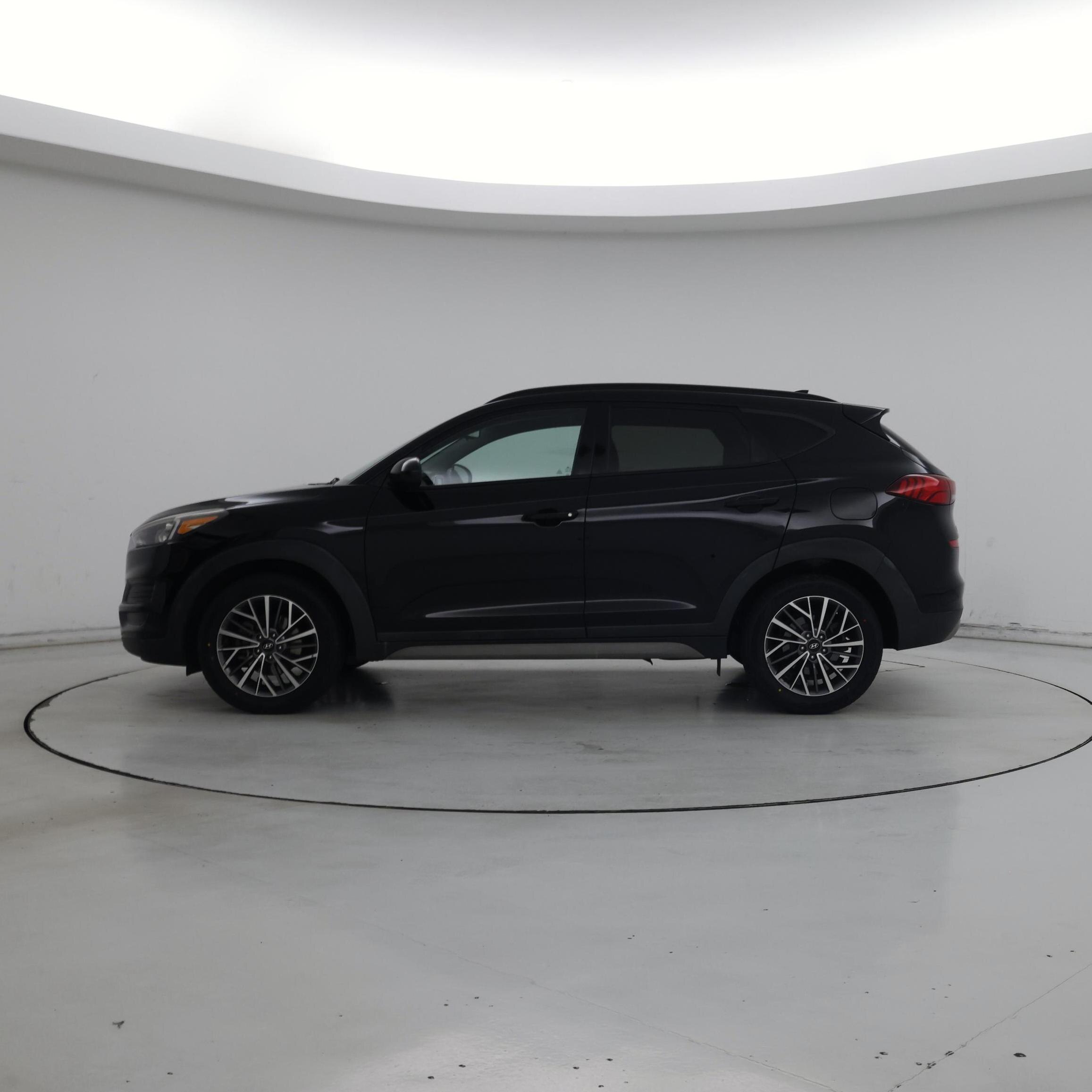 Thumbnail: 2019 Hyundai Tucson - 3