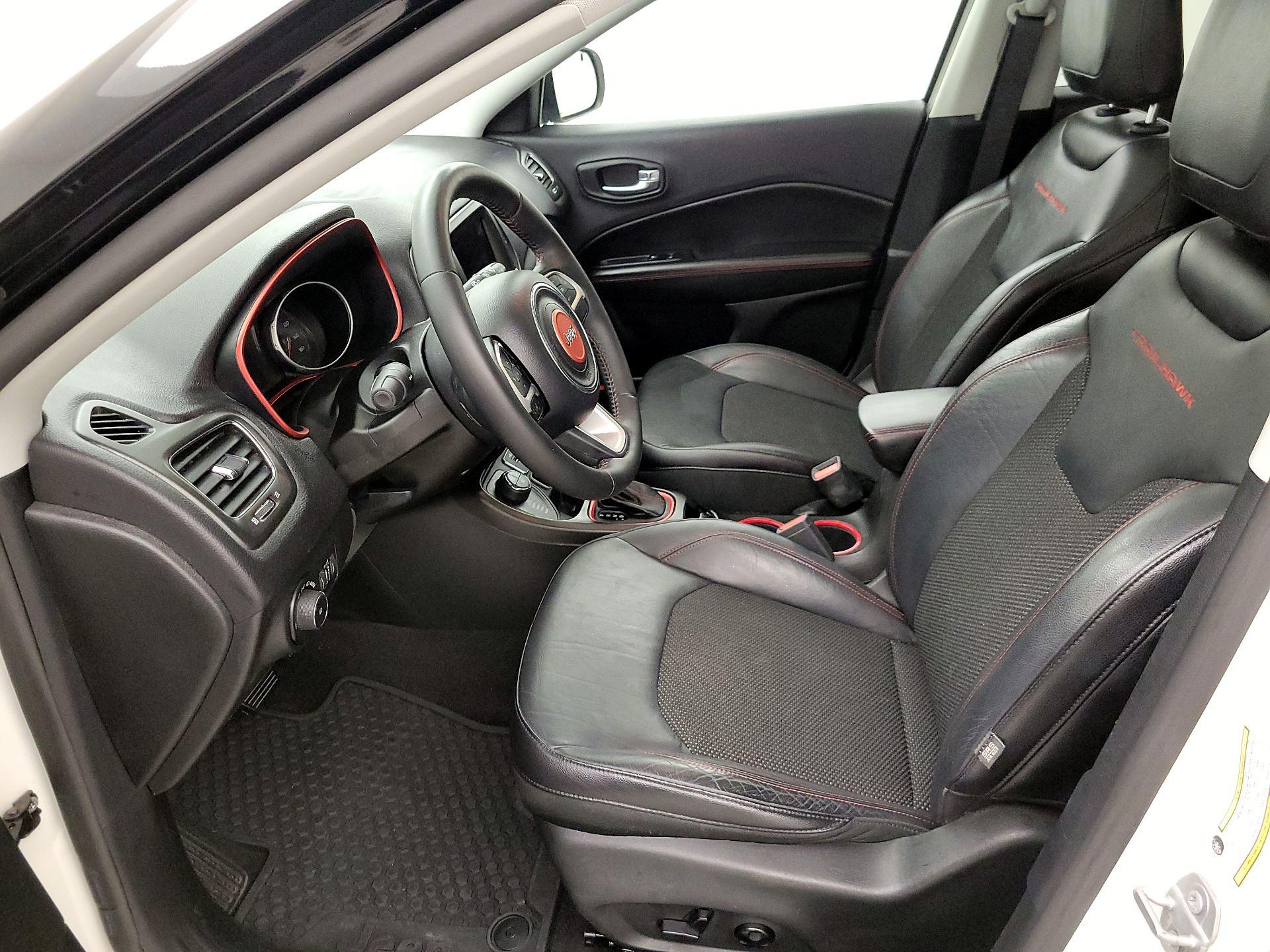 Thumbnail: 2017 Jeep Compass - 11