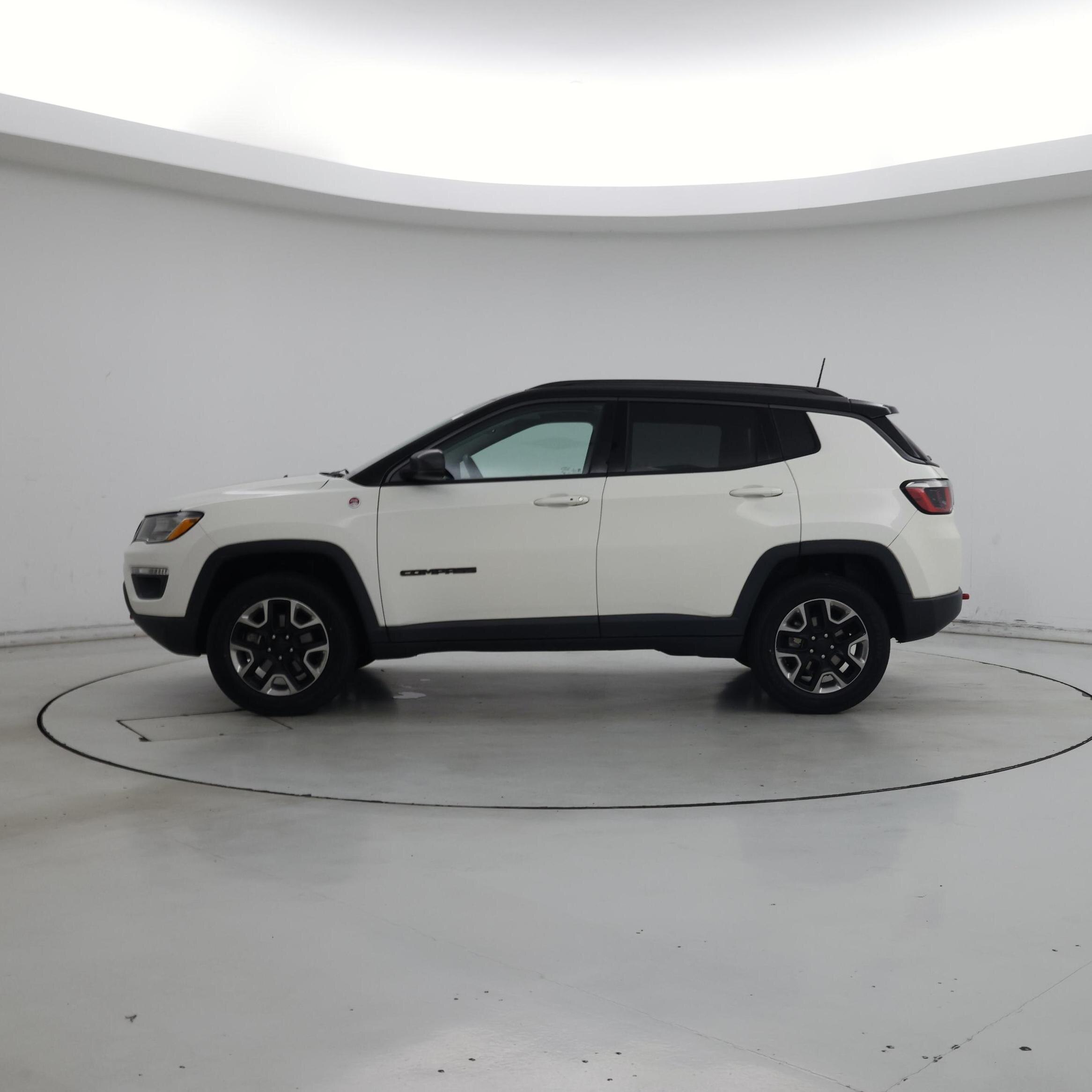 Thumbnail: 2017 Jeep Compass - 3