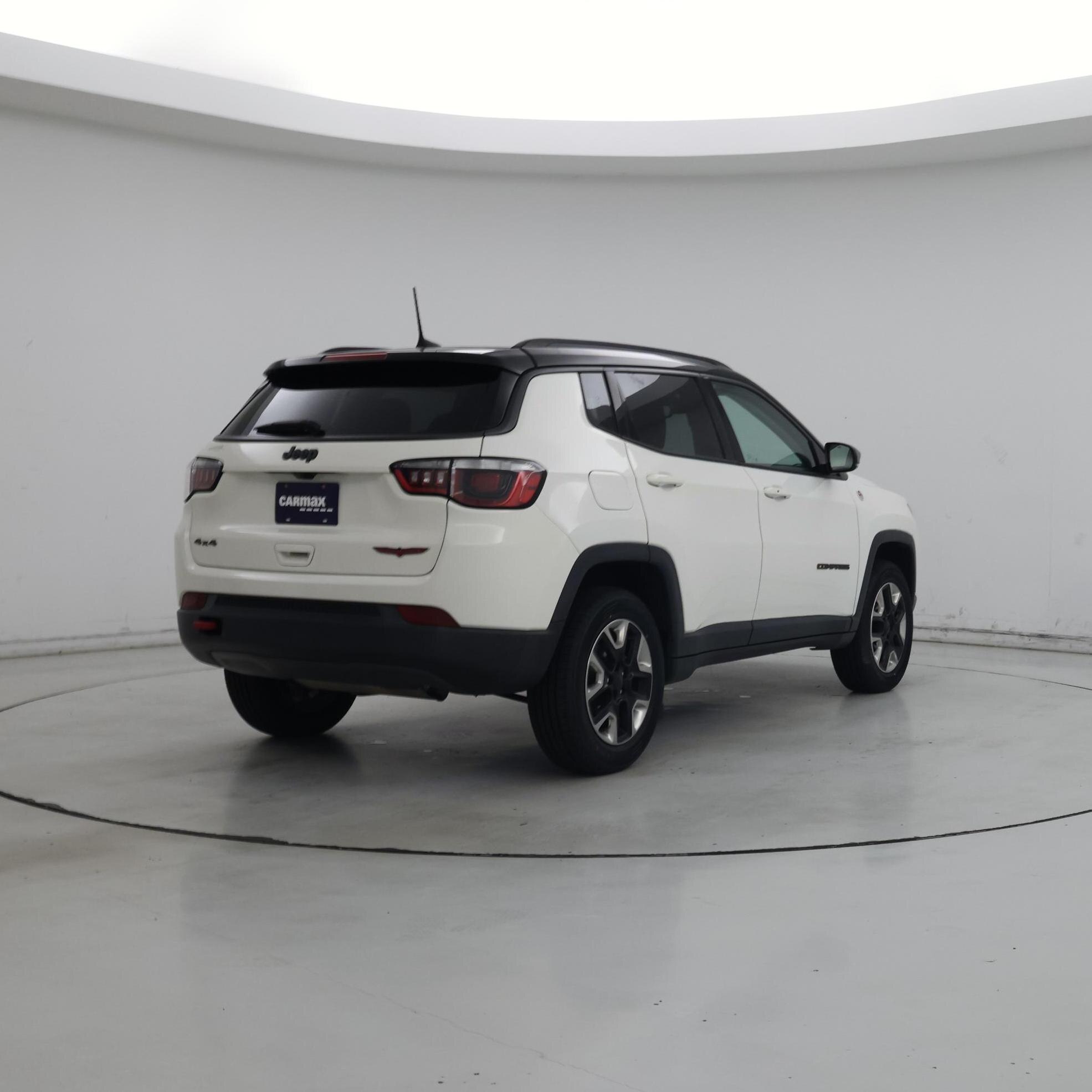 Thumbnail: 2017 Jeep Compass - 8