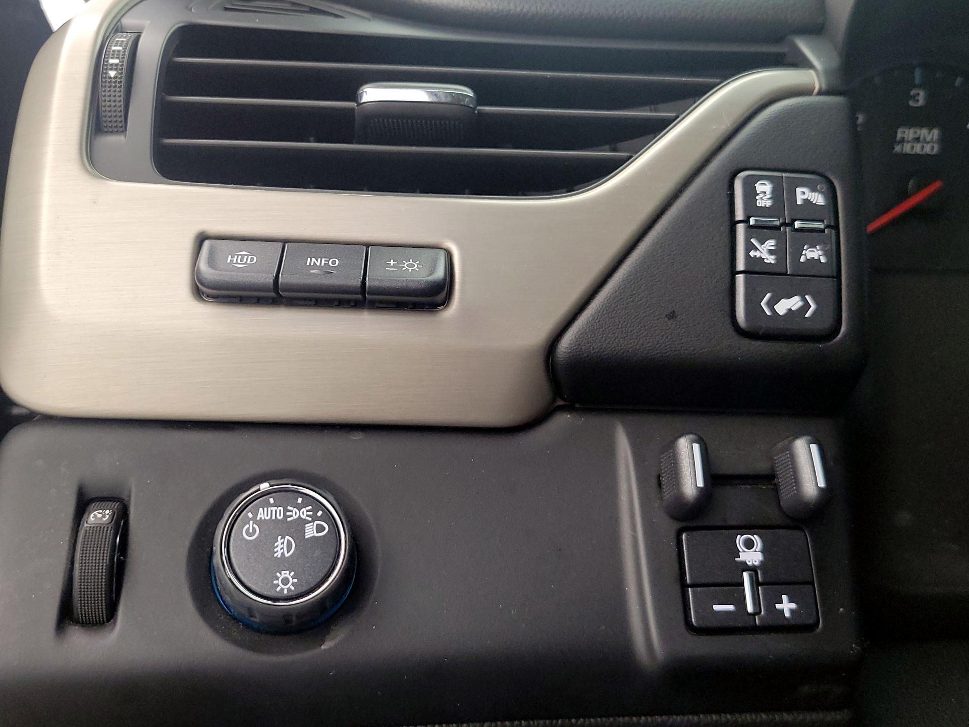 Thumbnail: 2019 GMC Yukon XL - 13