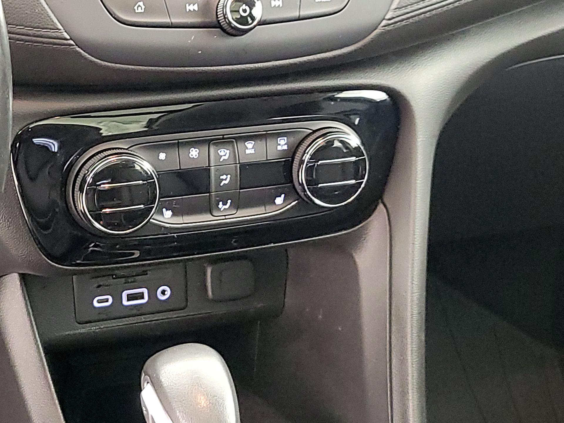 Thumbnail: 2021 Buick Encore GX - 17