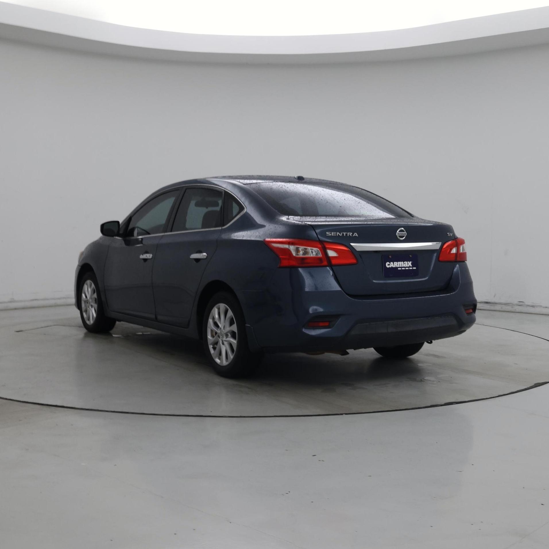 Thumbnail: 2016 Nissan Sentra - 2