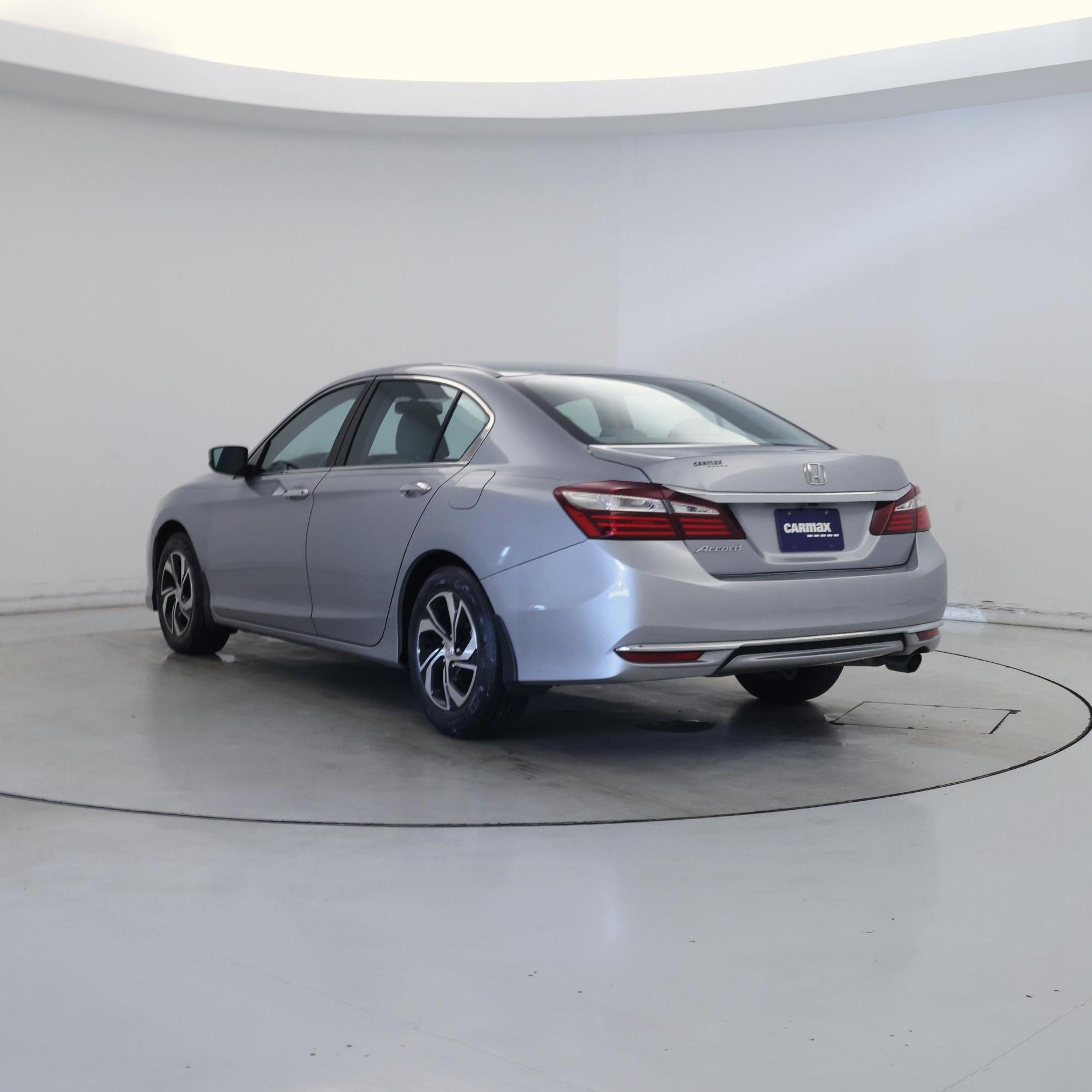 Thumbnail: 2017 Honda Accord - 2