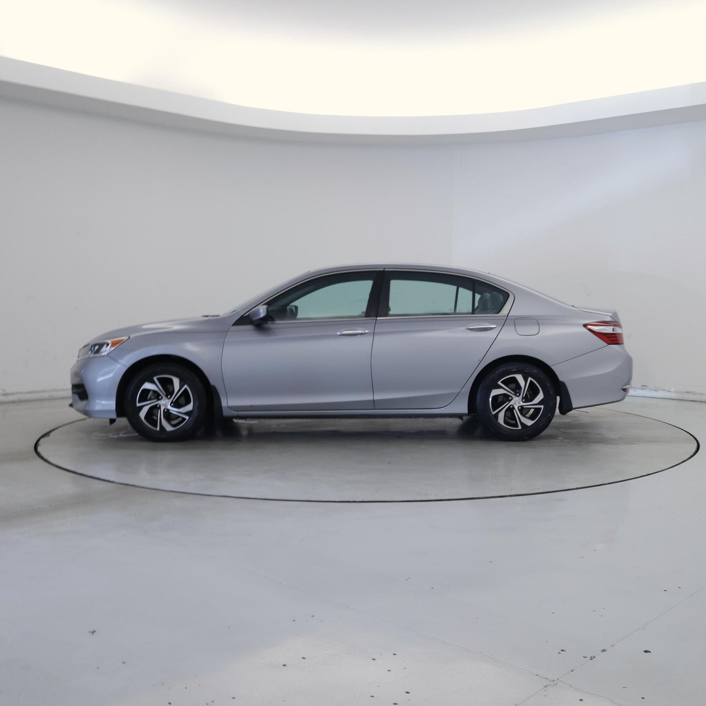 Thumbnail: 2017 Honda Accord - 3