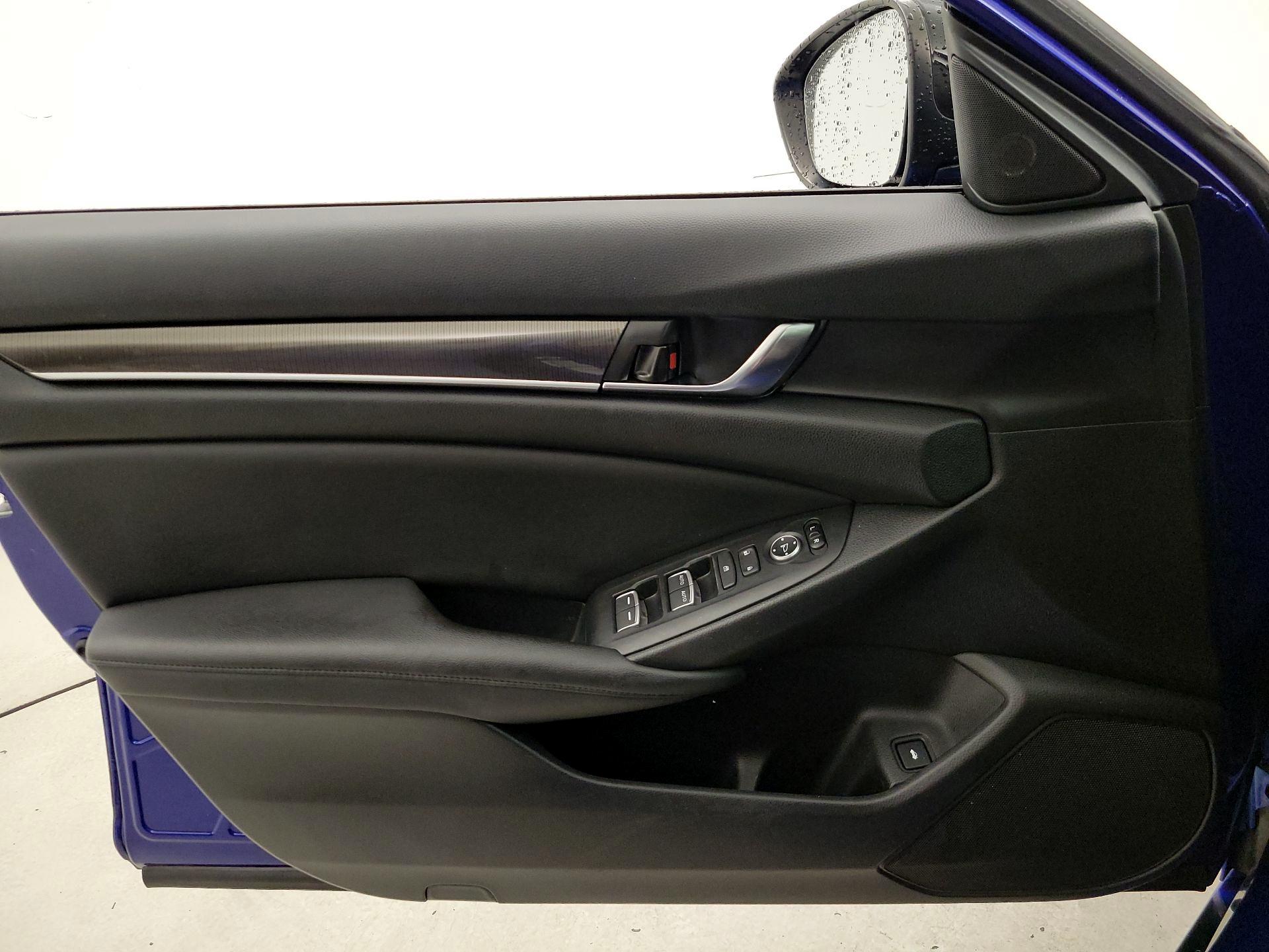 Thumbnail: 2021 Honda Accord - 12