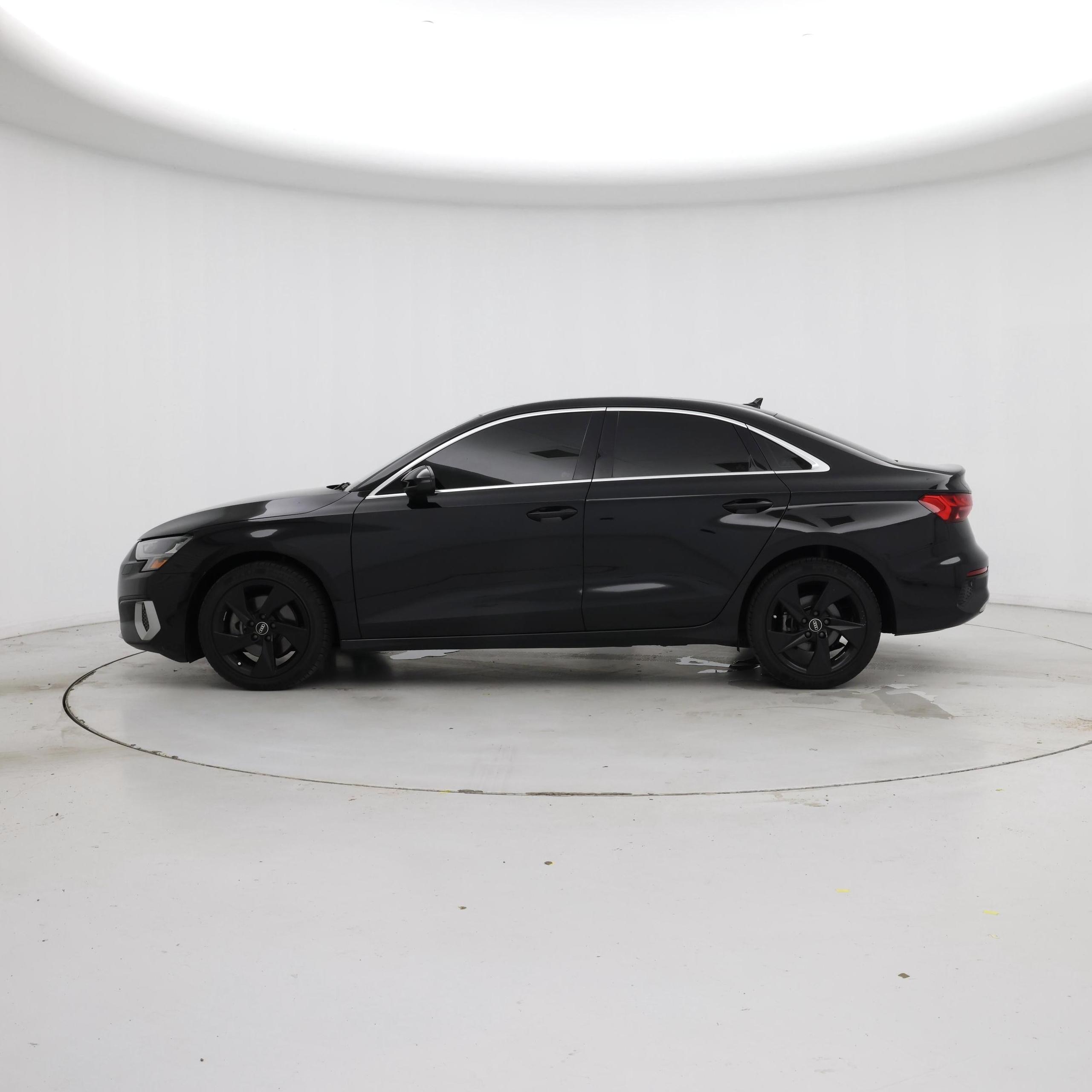 Thumbnail: 2022 Audi A3 - 3
