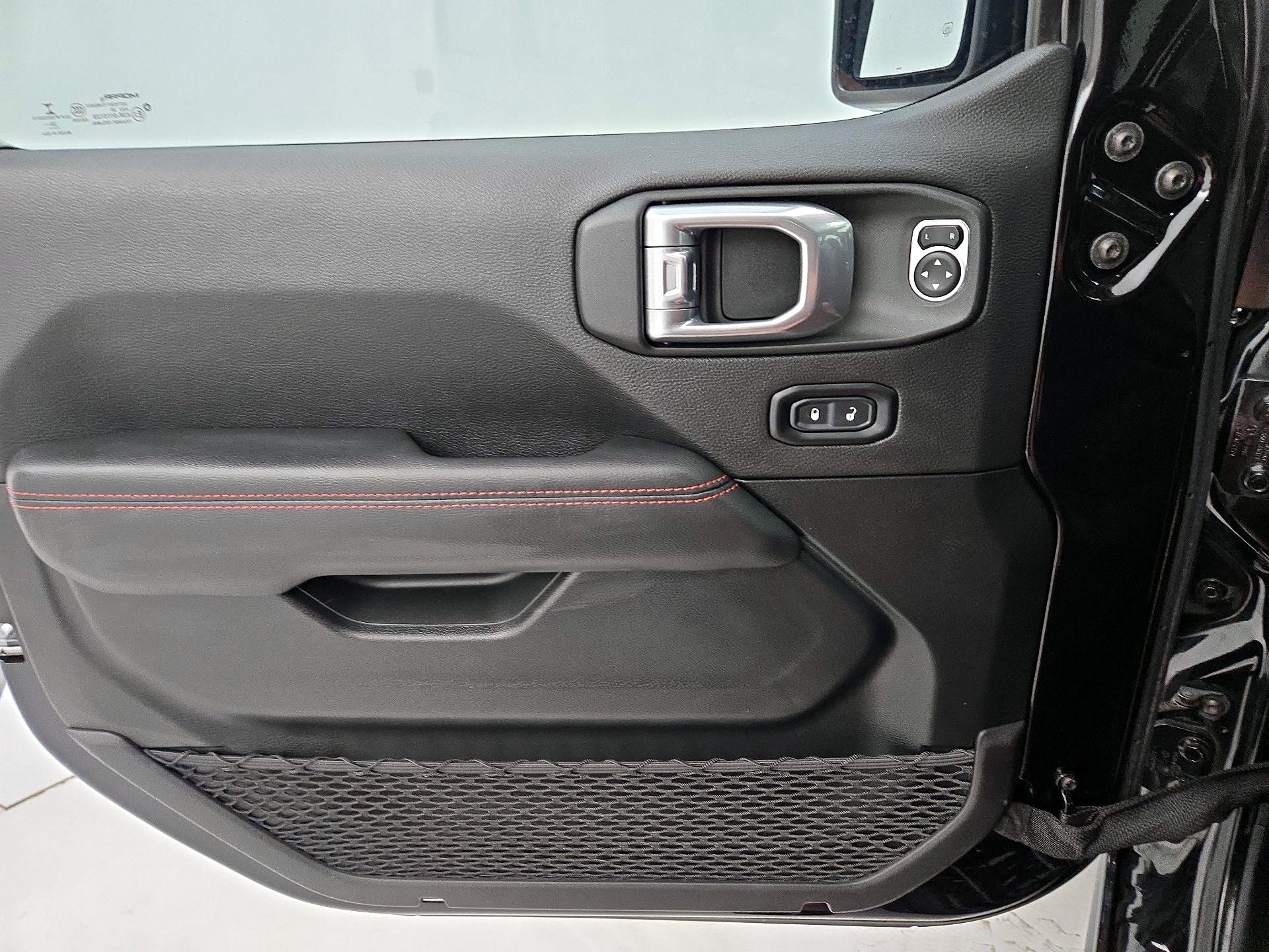 Thumbnail: 2021 Jeep Wrangler - 12