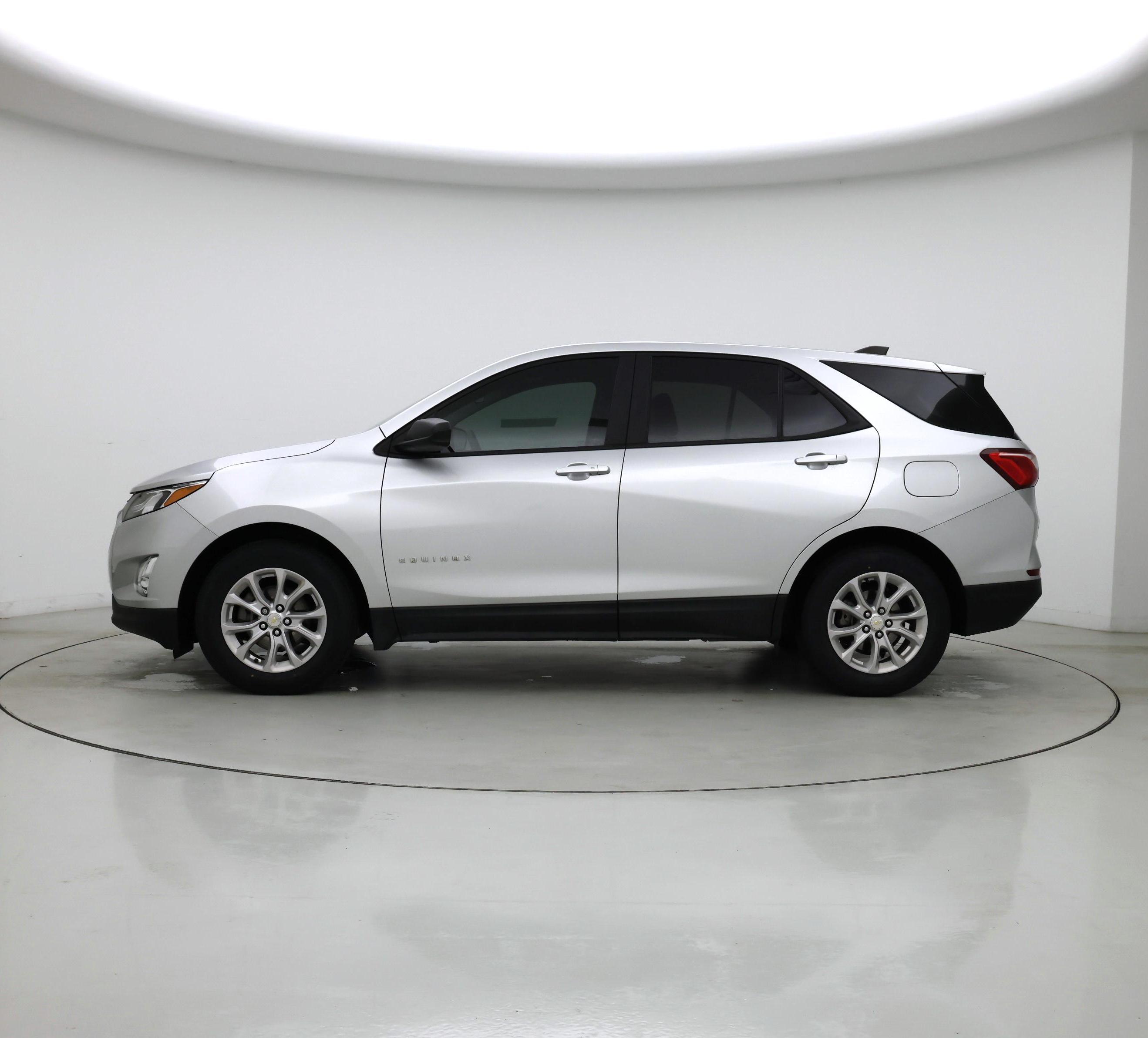 Thumbnail: 2021 Chevrolet Equinox - 3