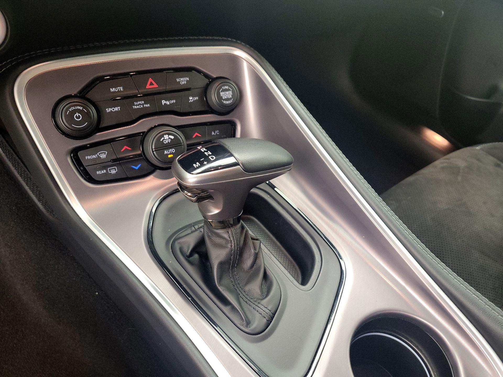 Thumbnail: 2022 Dodge Challenger - 18
