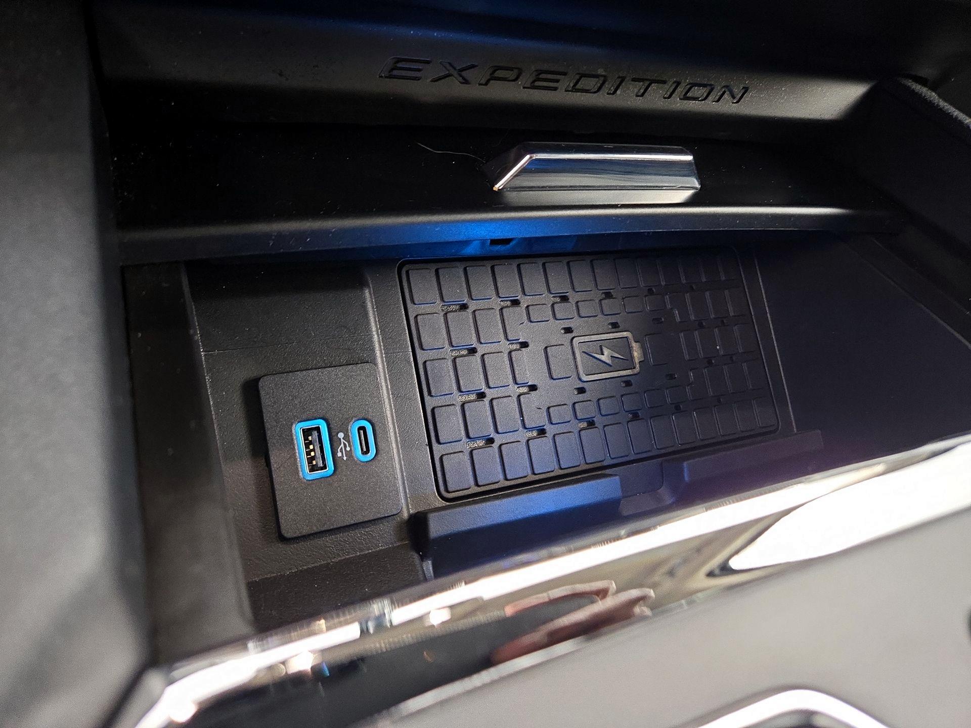 Thumbnail: 2023 Ford Expedition - 19