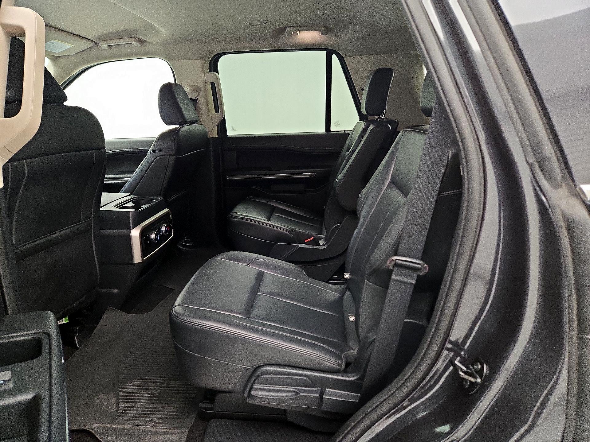 Thumbnail: 2023 Ford Expedition - 20
